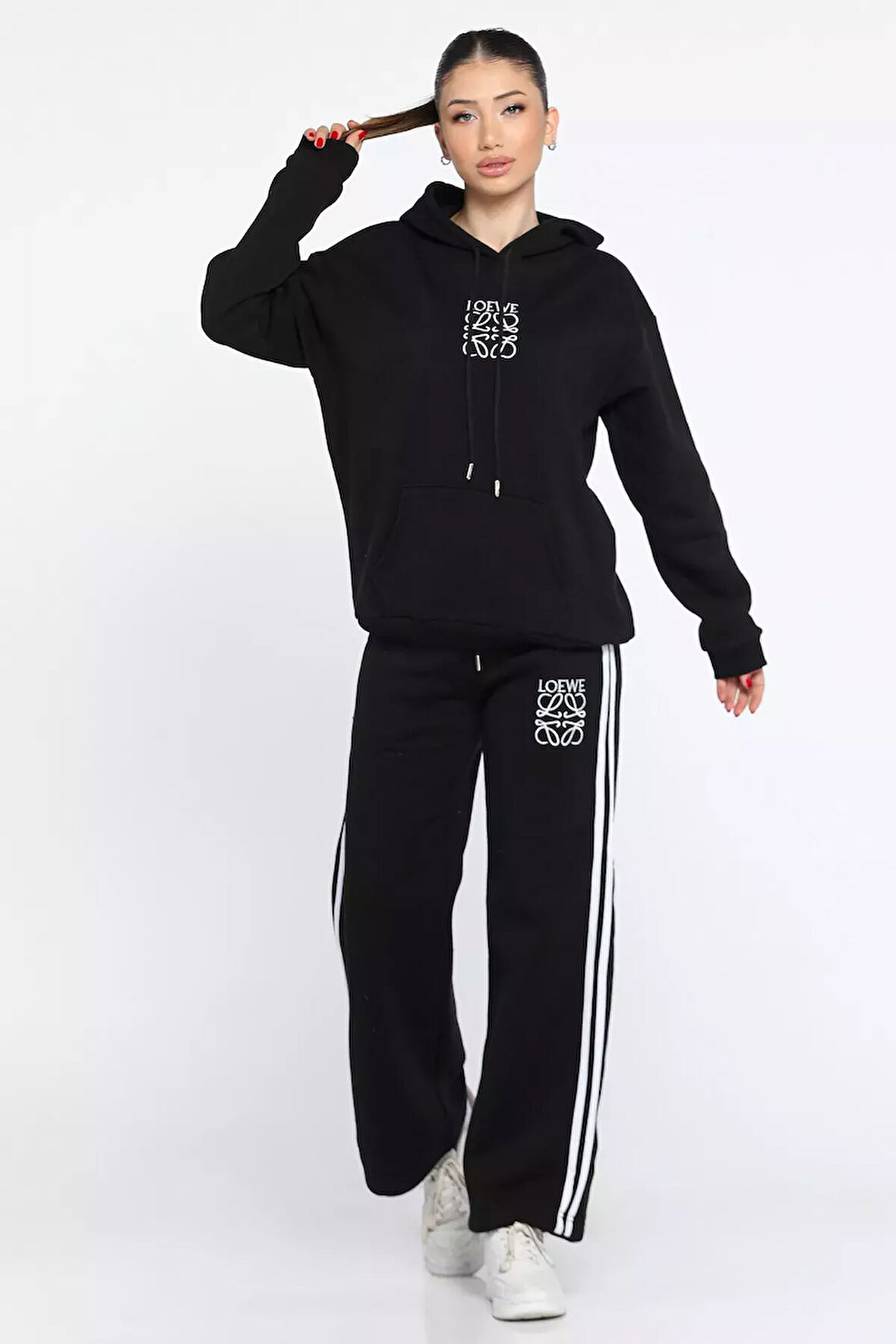 Kadın Kapüşonlu Nakışlı Şardonlu Şerit Detaylı Eşofman Takımı