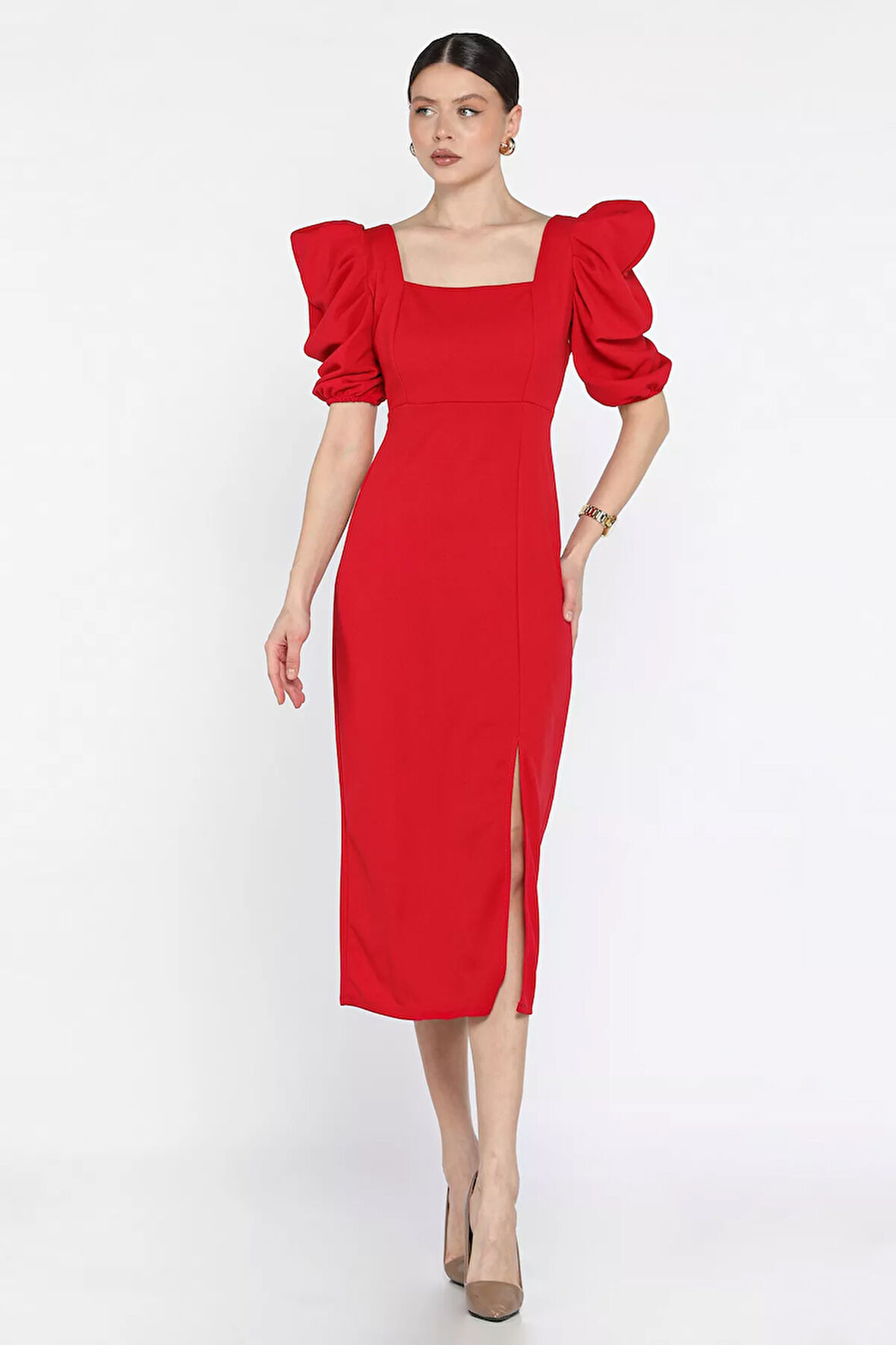 Kadın Sırt Dekolteli Yırtmaçlı Kare Yaka Elbise