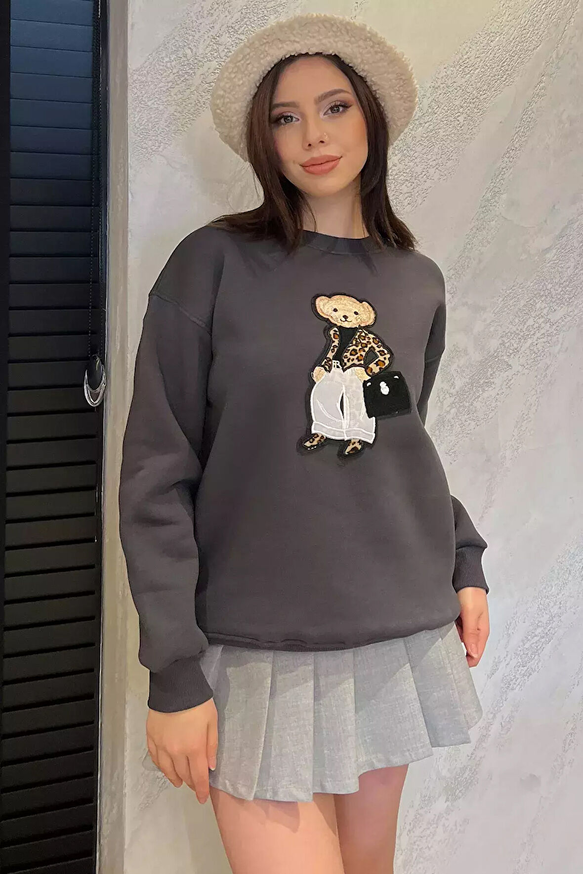 Kadın Bisiklet Yaka Aplikeli Sweatshirt (aplike Ayılar Farklı Gelebilir)