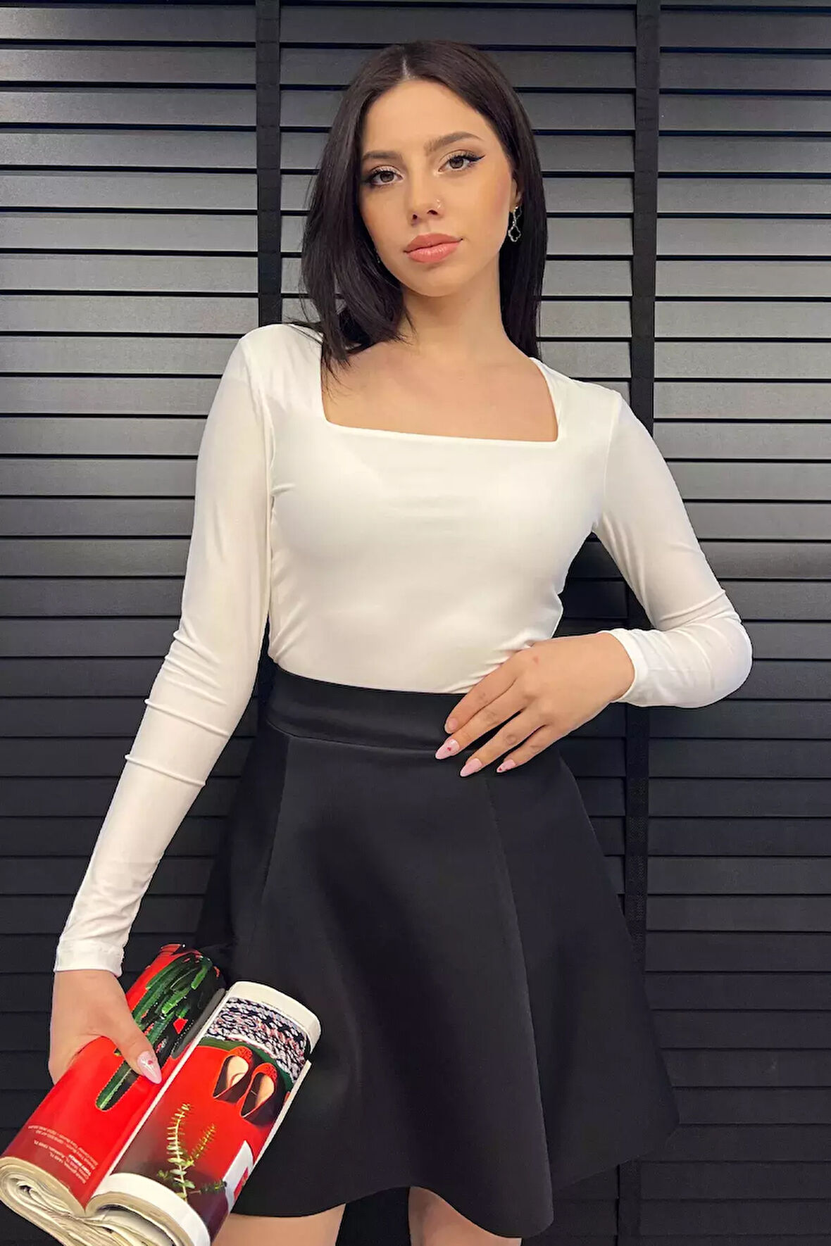 Kare Yaka Kadın Bluz