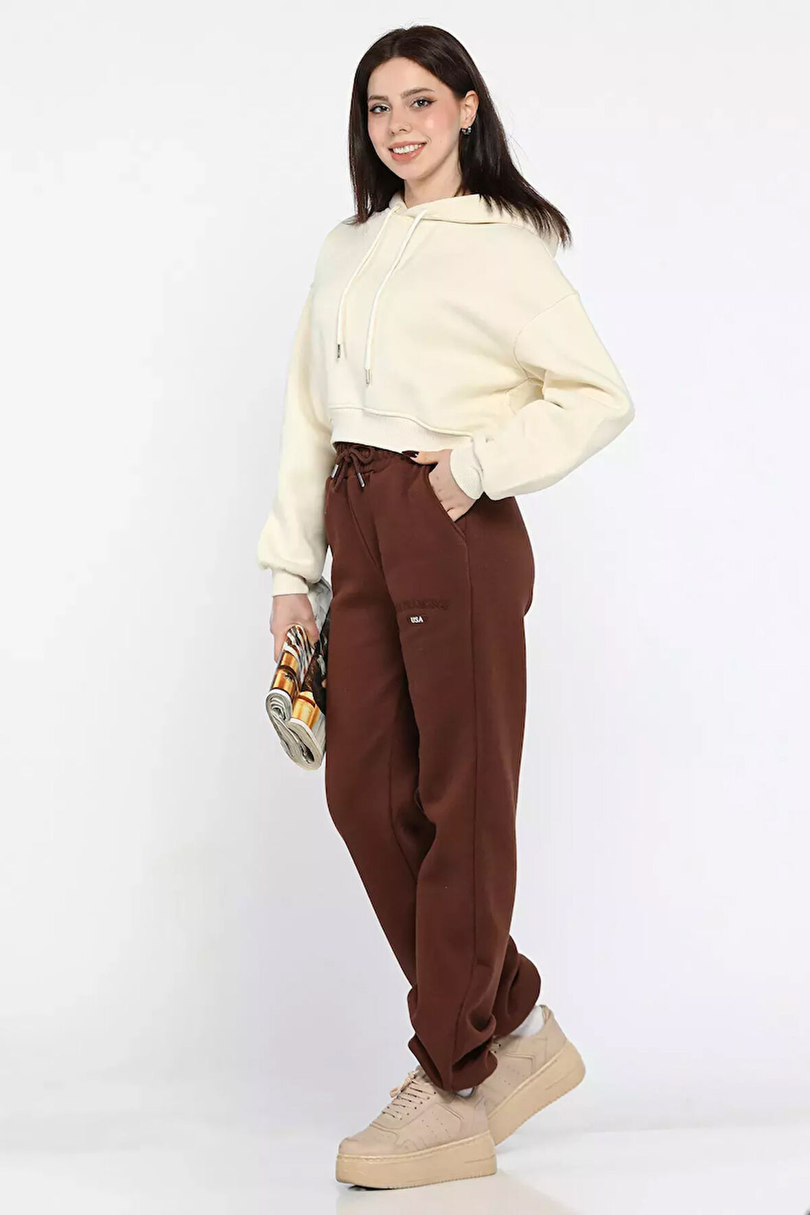 Kadın Yazı Nakışlı Şardonlu Üç İplik Eşofman Altı