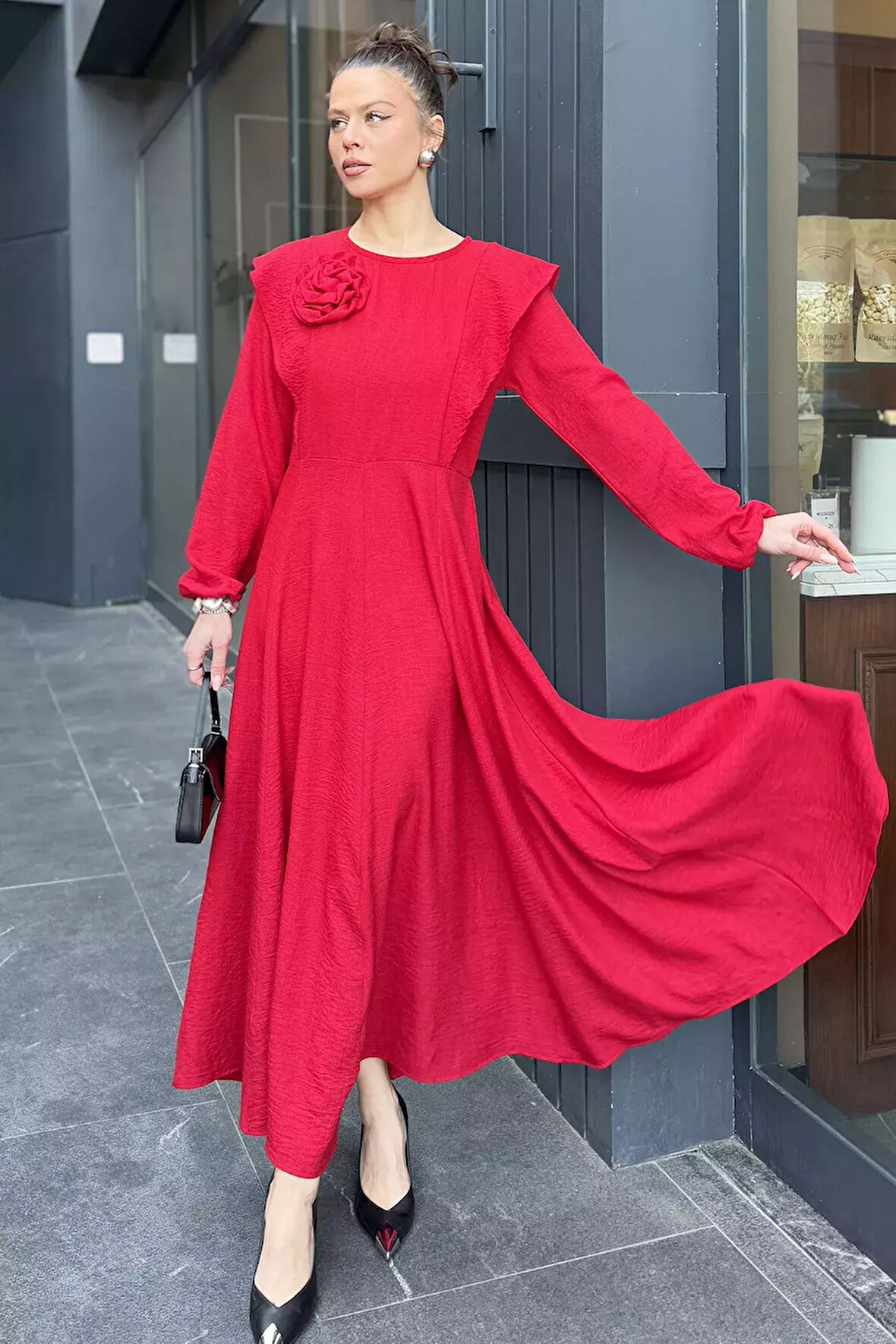 Gül Detaylı Kadın Kloş Elbise