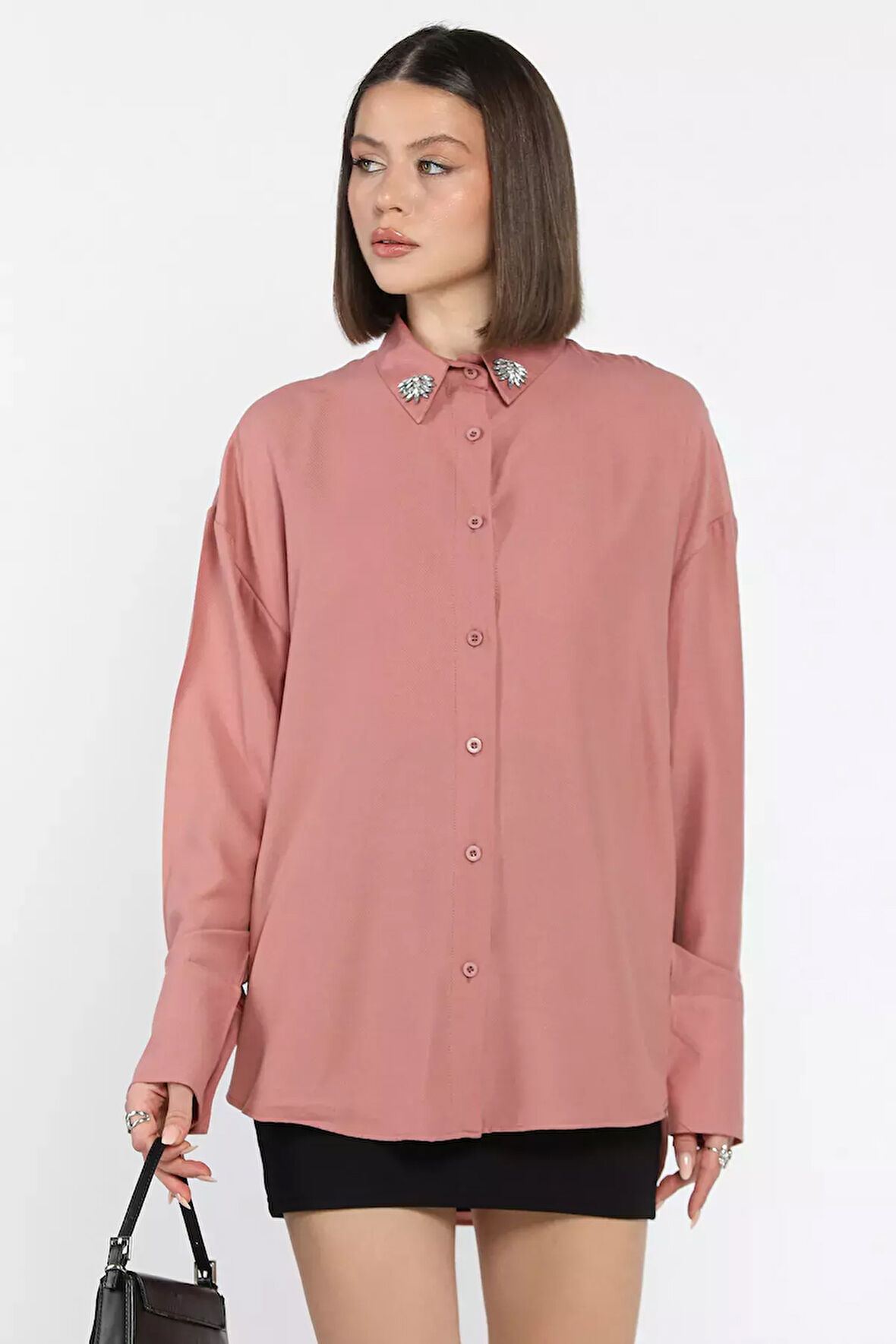 Kadın Yaka Taş İşlemeli Kendinden Desenli Gömlek