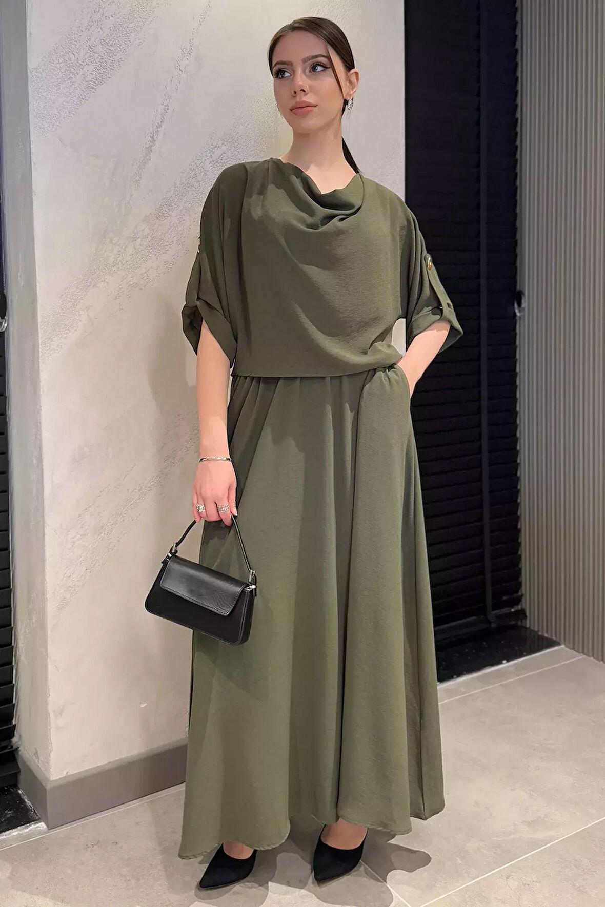 Degaje Yaka Kol Detaylı Cepli Kadın Bluz Etek İkili Takım
