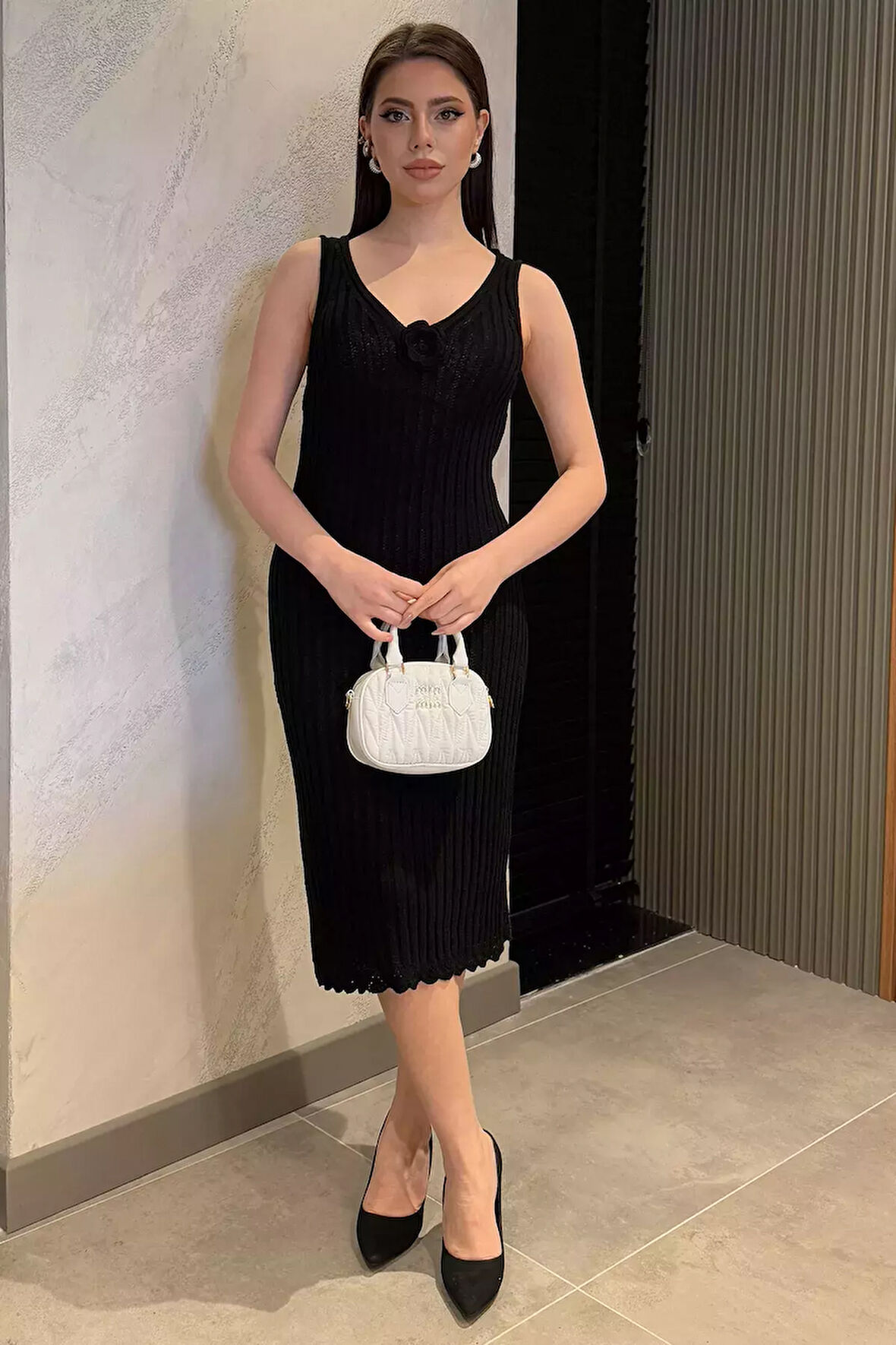 Gül Detaylı Kadın Örme Triko Elbise ( İçlikle Giyilmesi Önerilir)
