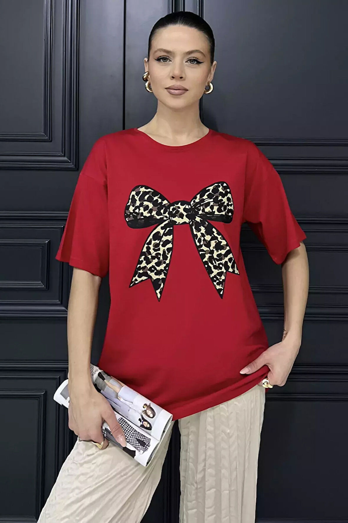 Leopar Desen Kurdele Baskılı Bisiklet Yaka Kadın Tişört
