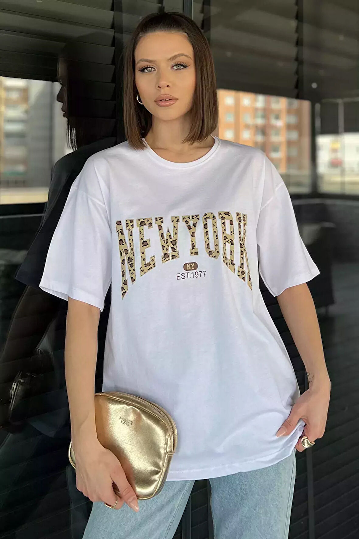 Ön Leopar Desenli Yazı Baskılı Kadın Bisiklet Yaka Tişört