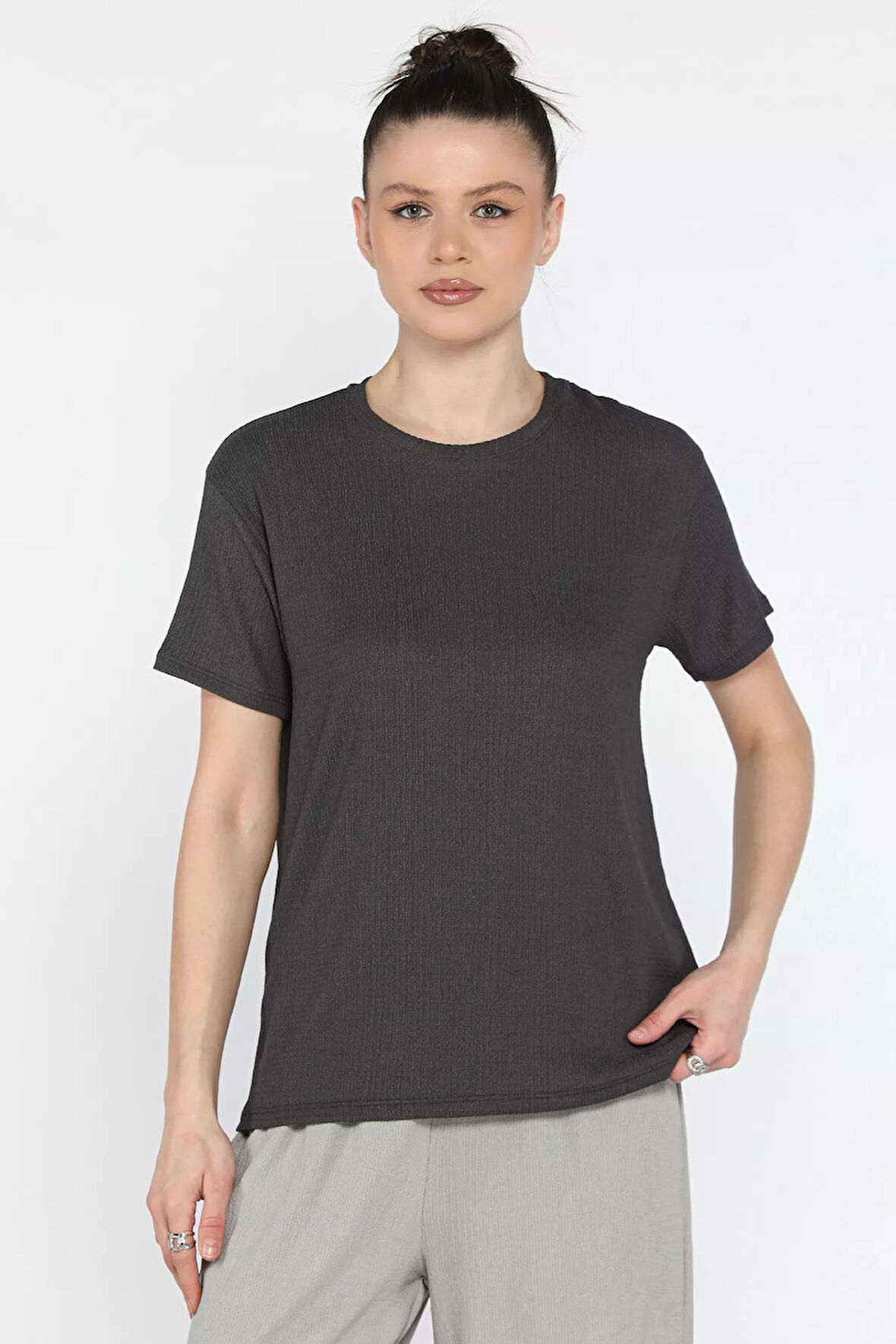 Kadın Bisiklet Yaka Basic Tişört