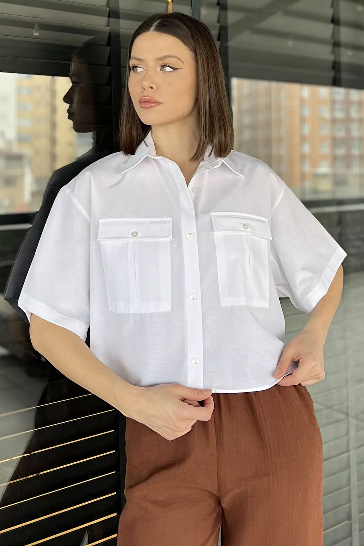 Kadın Çift Cepli Kısa Kol Gömlek