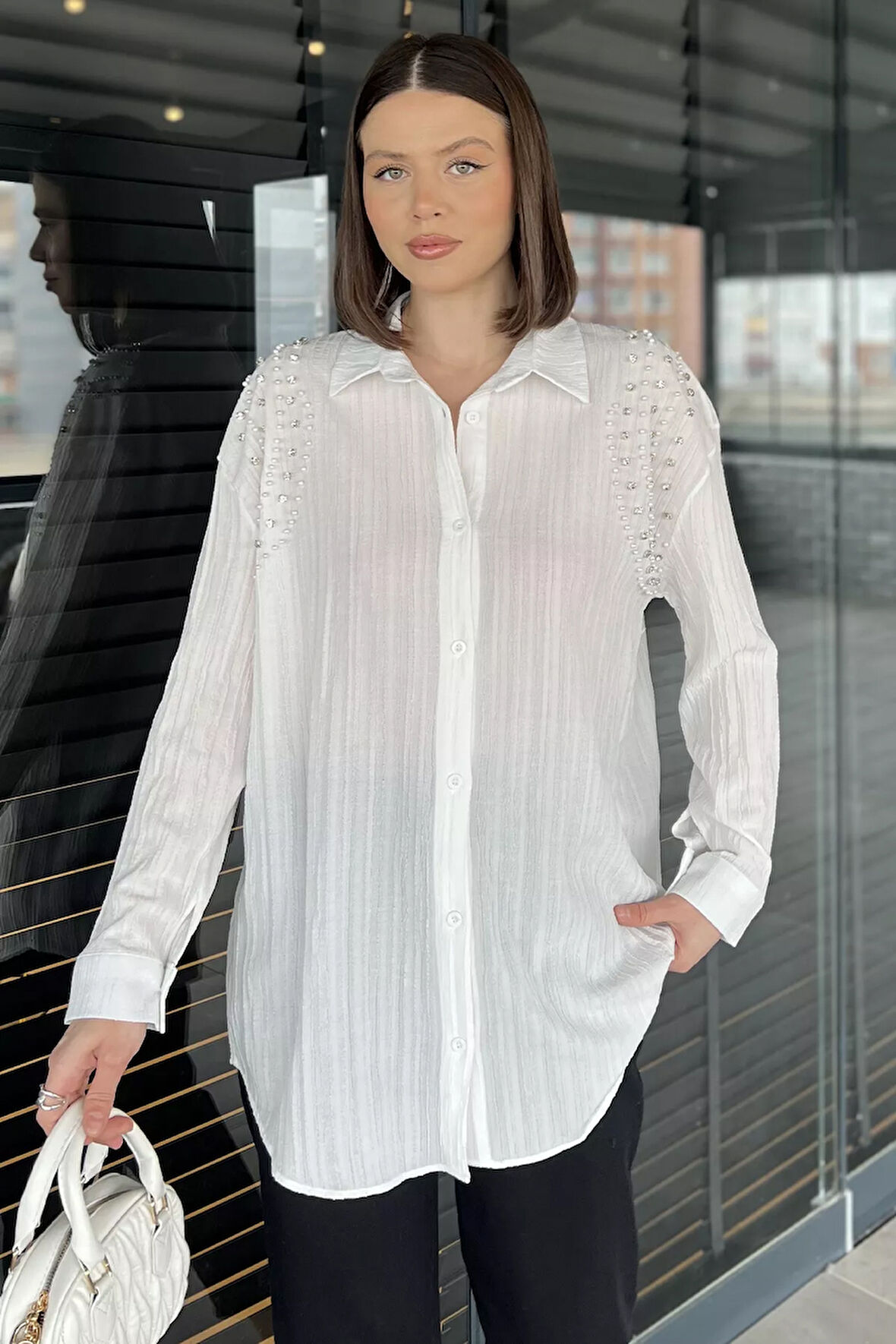 Omuz İncili Kadın Gömlek