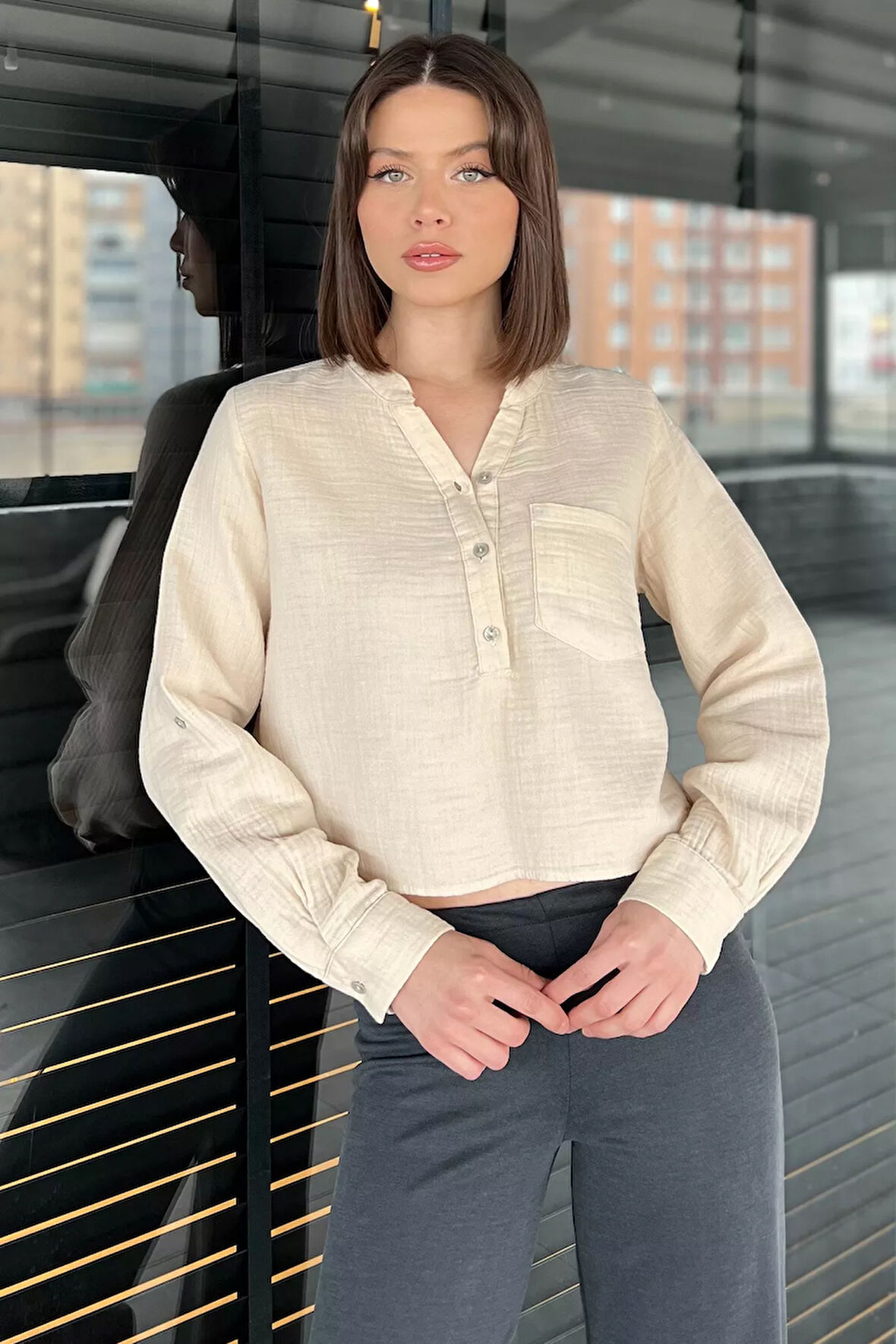 Kadın Hakim Yaka Tek Cepli Gömlek Bluz