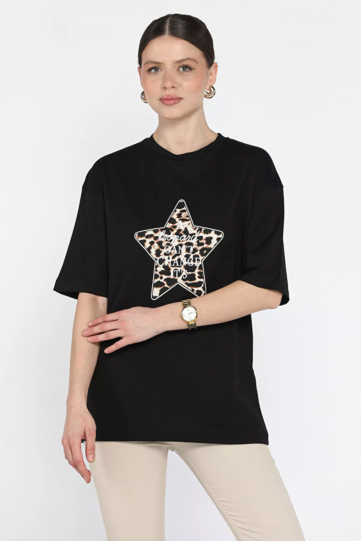Kadın Bisiklet Yaka Leopar Baskı Detaylı Tişört