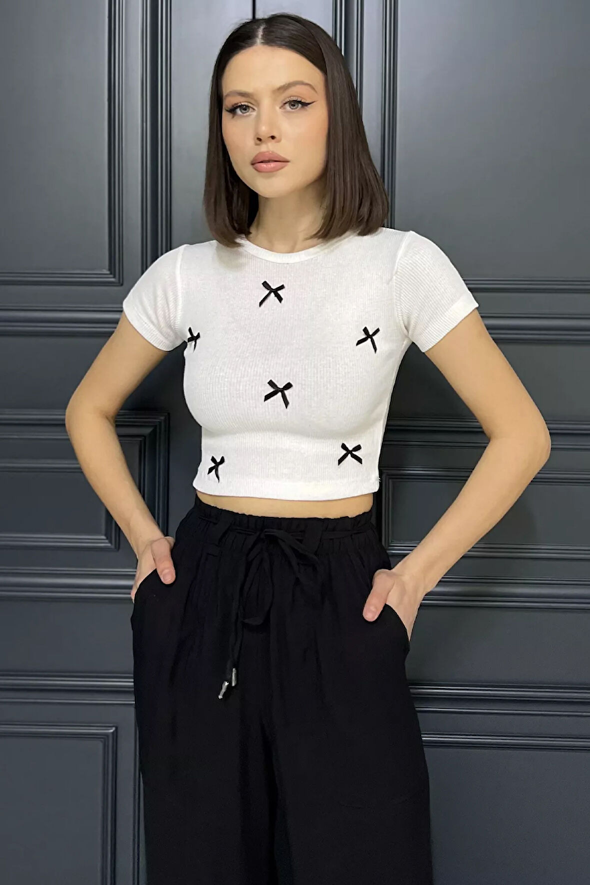 Kadın Bisiklet Yaka Fiyonklu Kaşkorse Crop Top Bluz