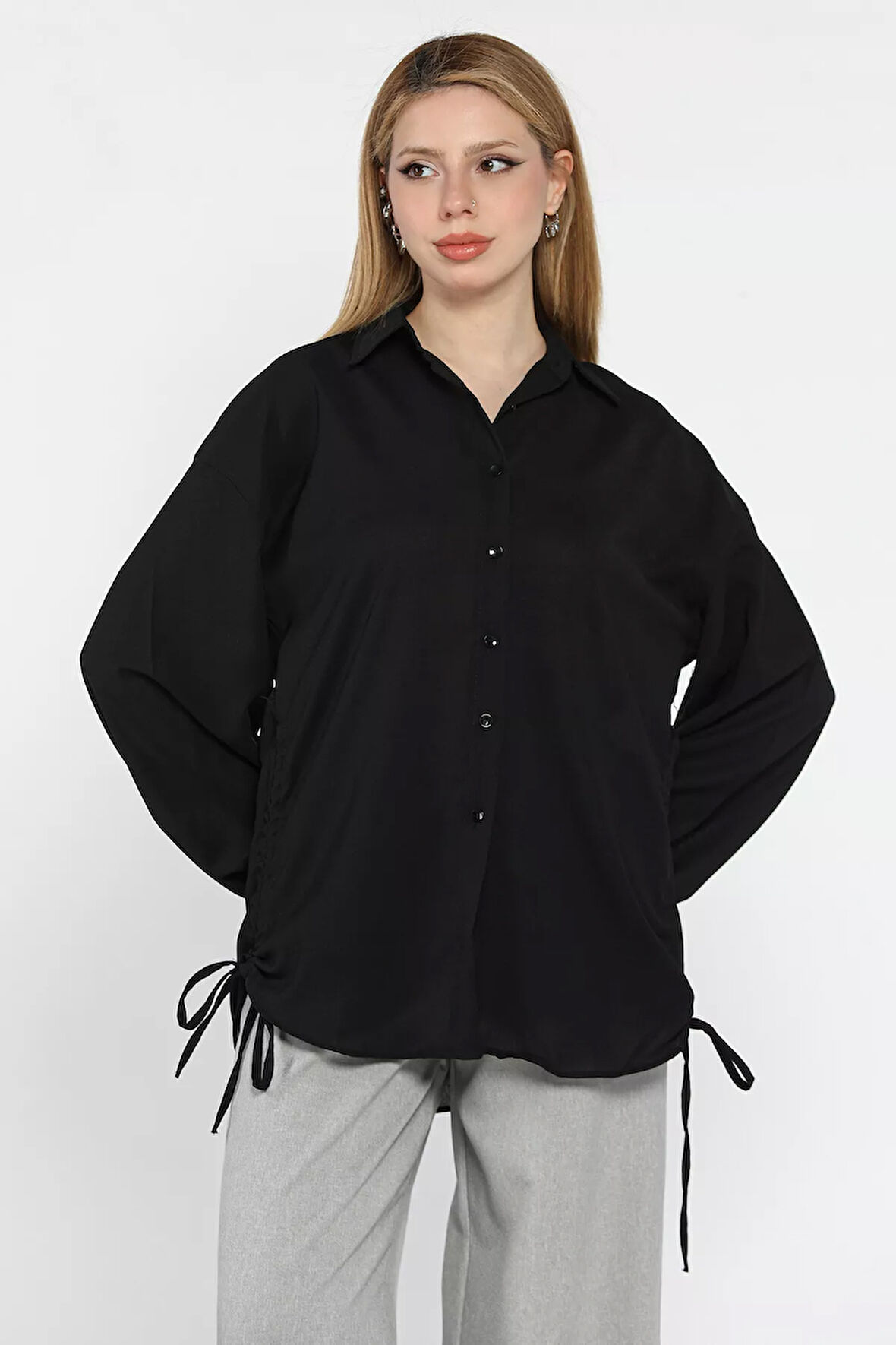Yan Büzgülü Bağcıklı Kadın Gömlek