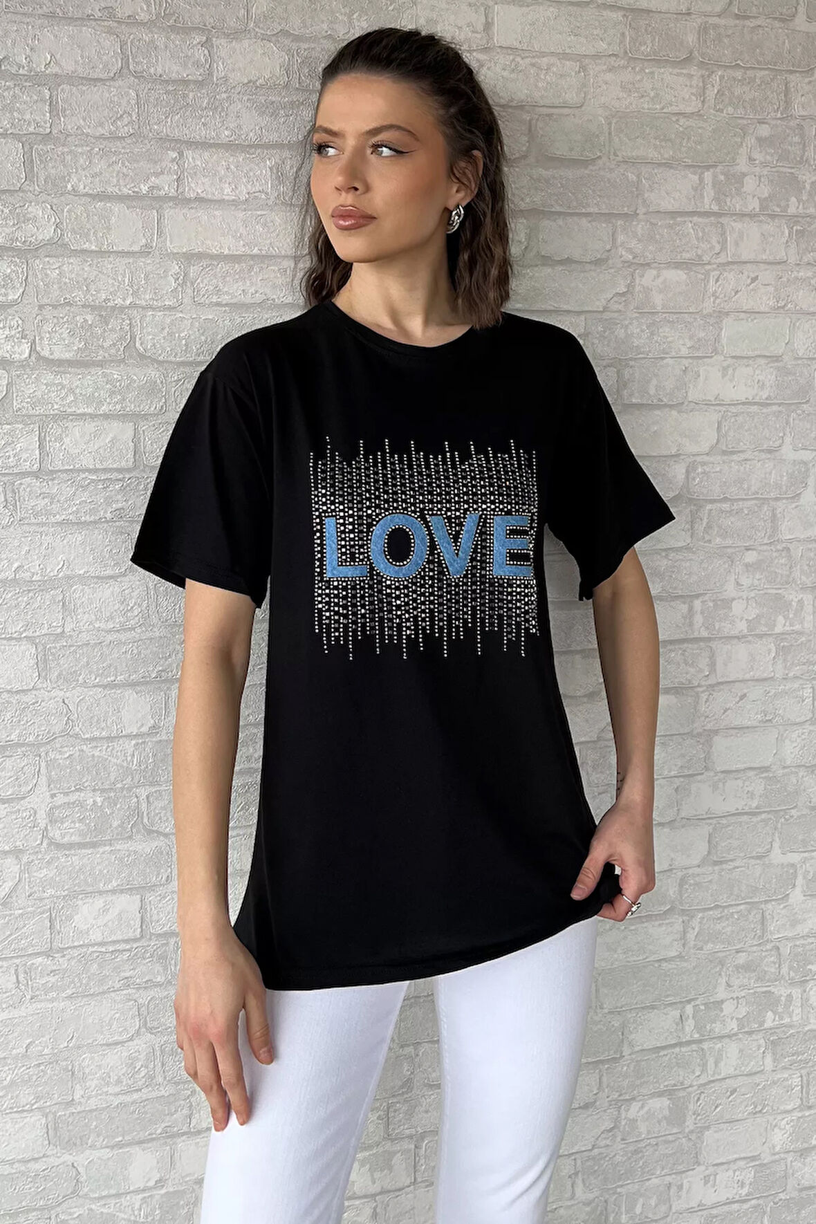 Love Taşlı Bisiklet Yaka Kadın Tişört