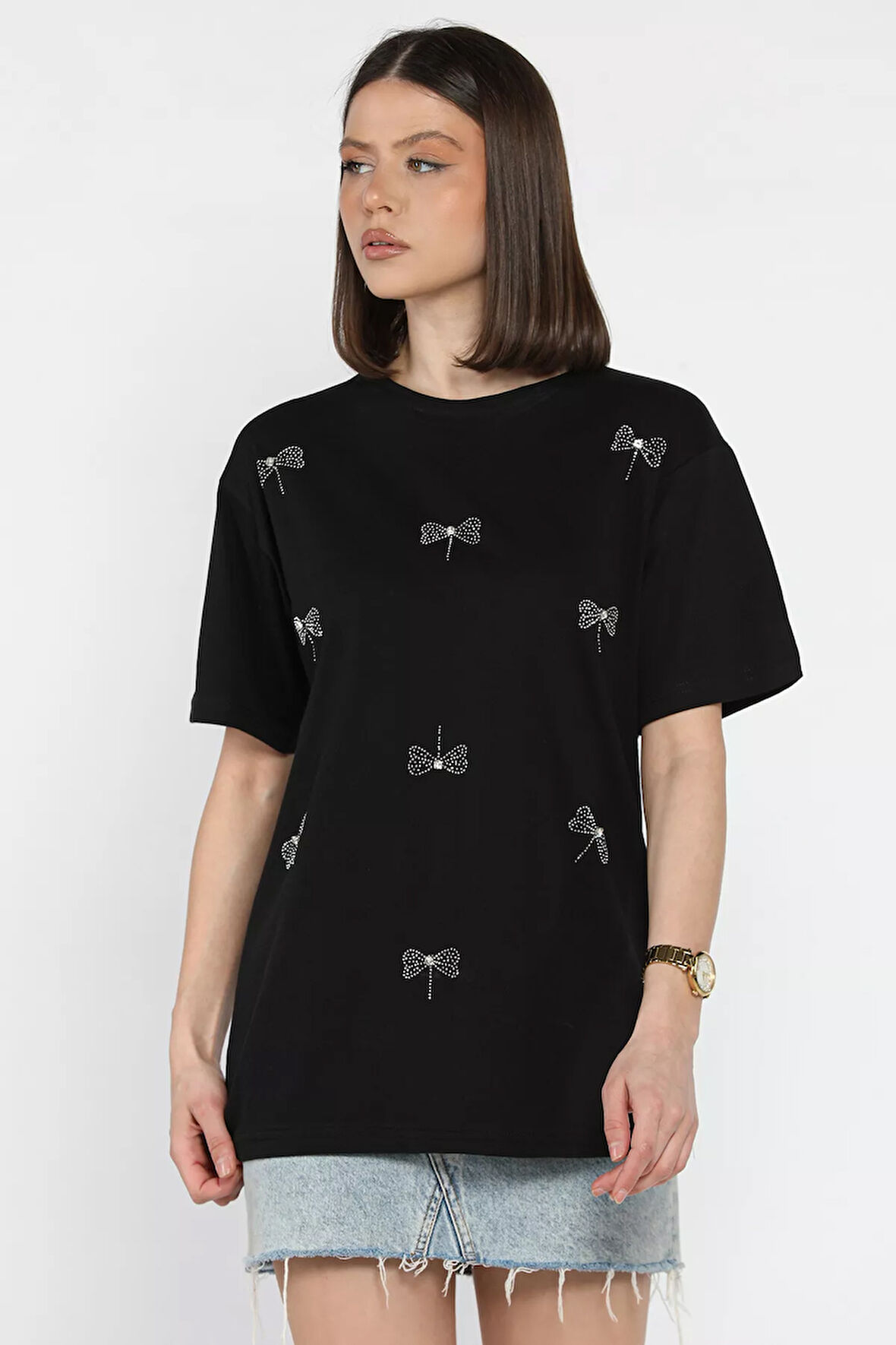 Fiyonk Taşlı Bisiklet Yaka Kadın Tişört