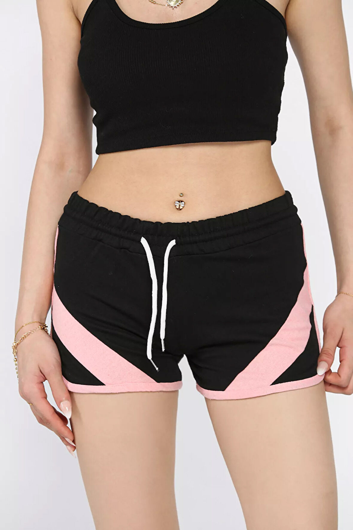 Biyeli Kadın Baskılı Mini Şort