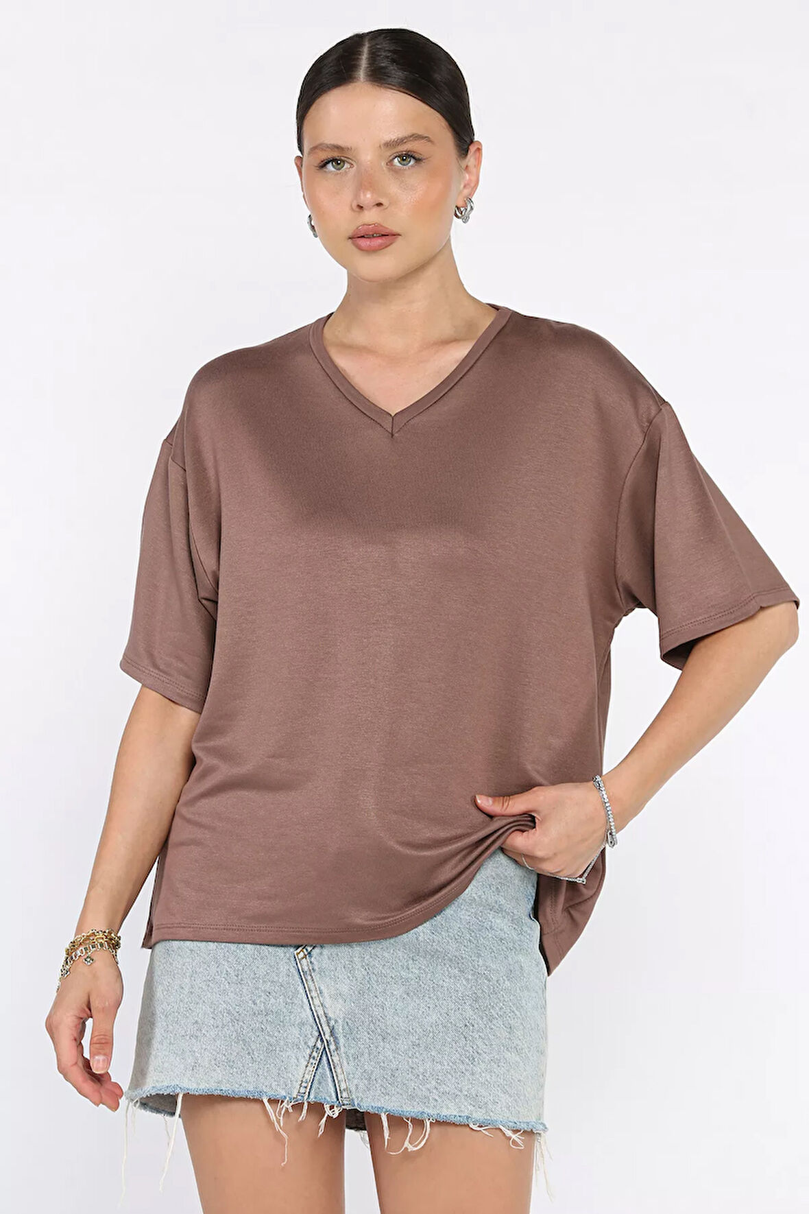 Kadın V Yaka Basic Tişört