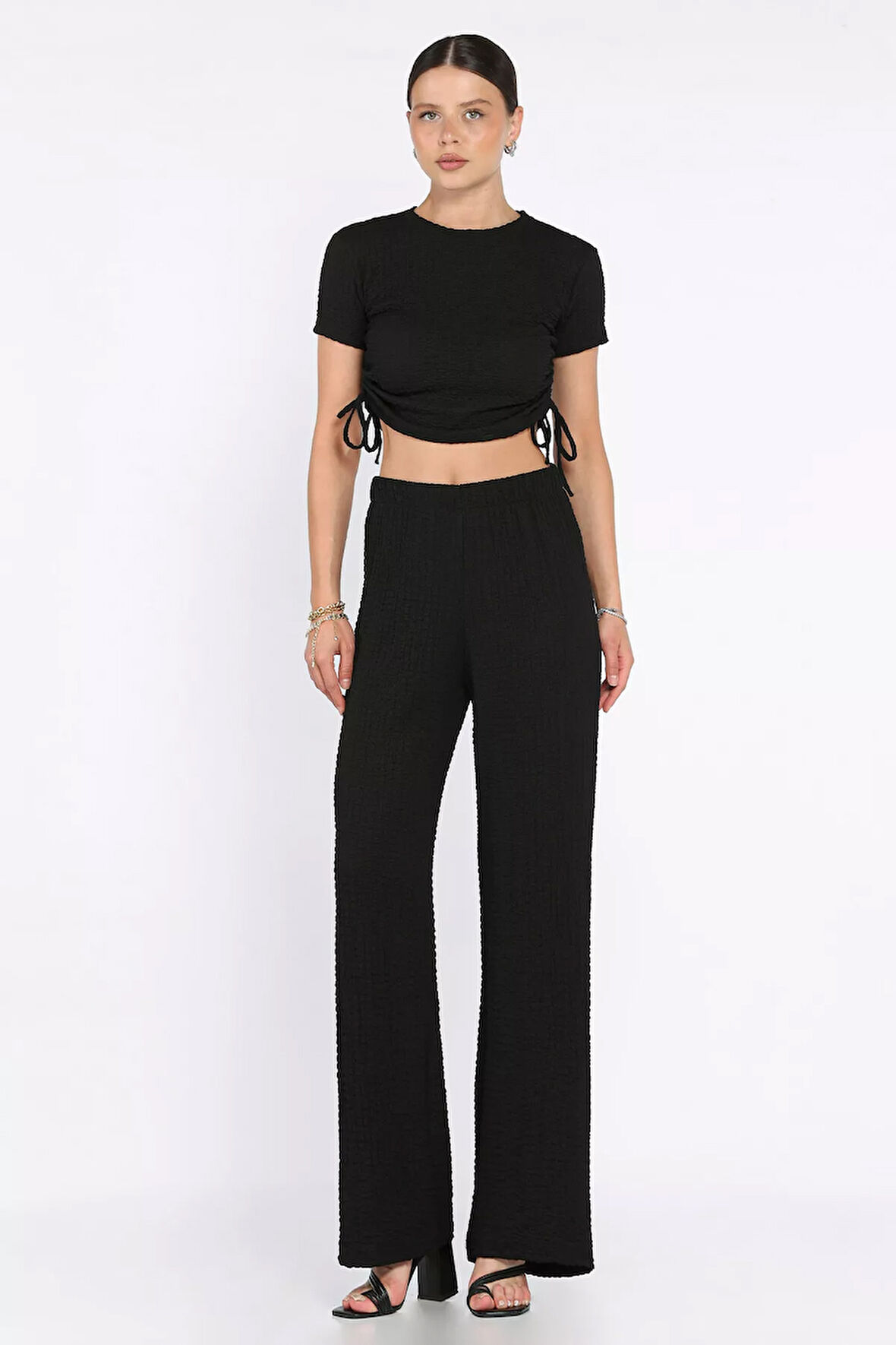 Kadın Kendinden Desenli Yan Büzgülü Bluz Pantolon İkili Takım