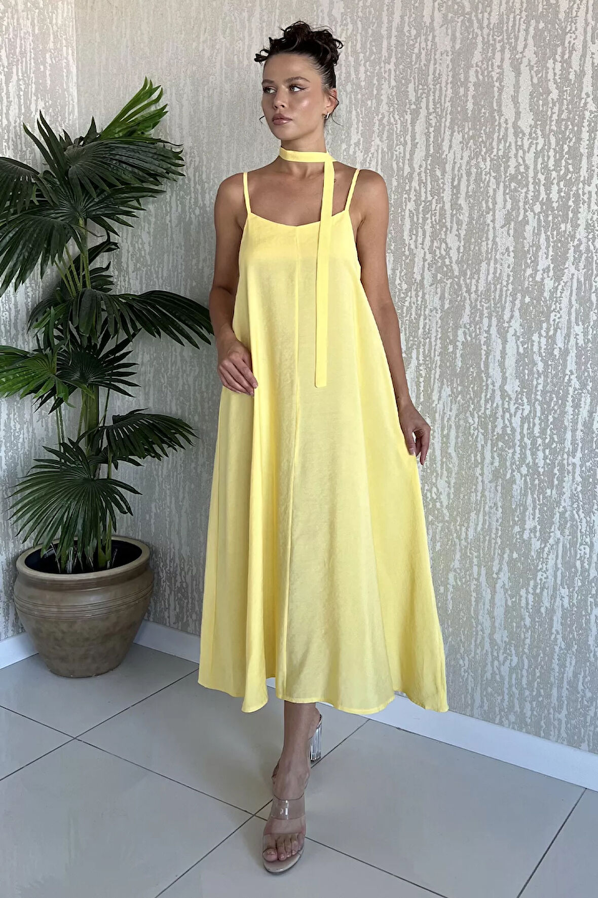 İp Askılı Bağcıklı Kadın Elbise