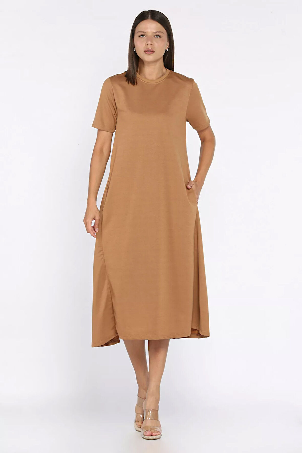 Bisiklet Yaka Cep Detaylı Kısa Kol Elbise