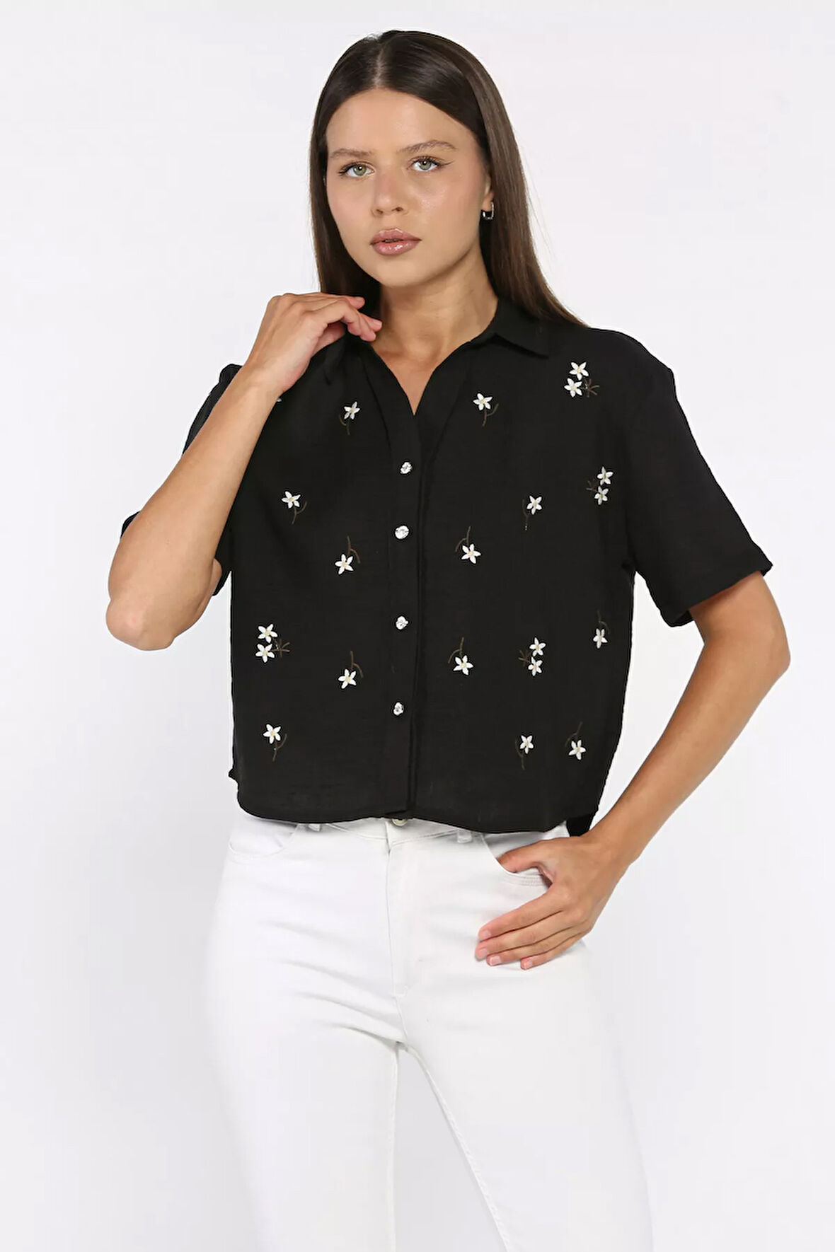 Kadın Nakışlı Keten Gömlek