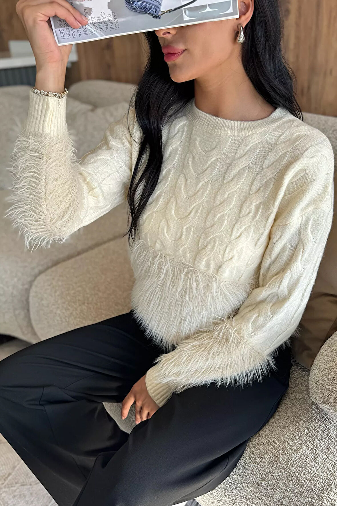 Sakallı Kadın Triko Kazak