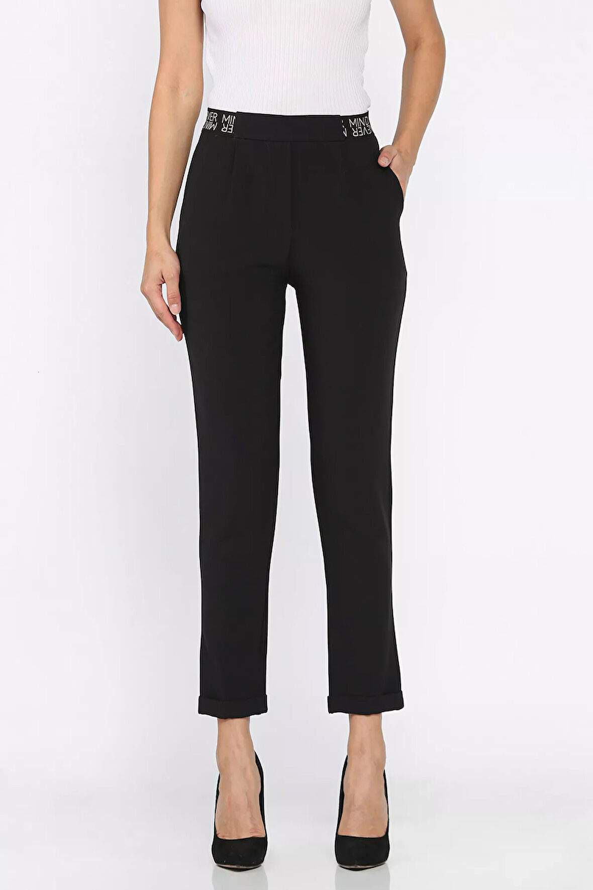 Bel Lastikli Yazı Detaylı Slim Fit Kumaş Pantolon