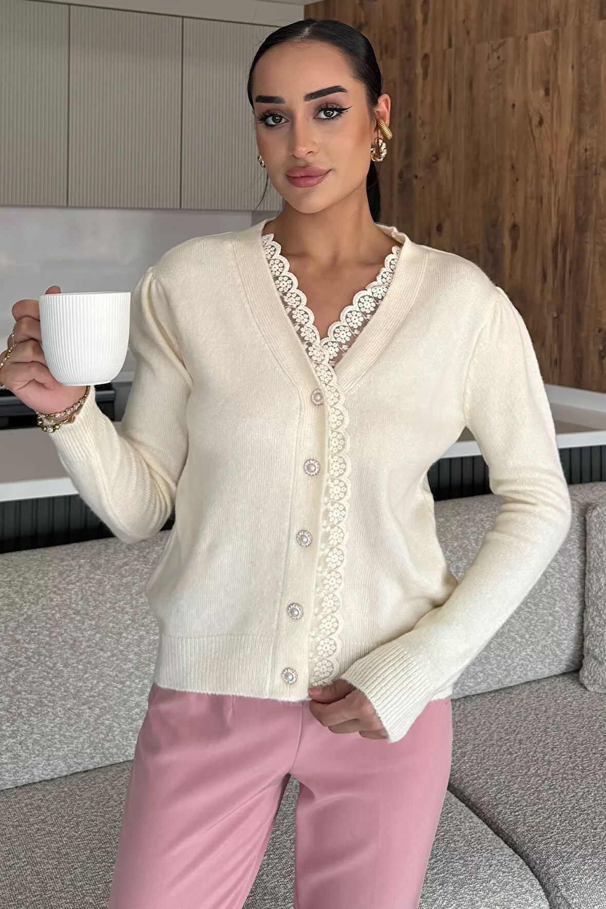 Kadın Ön Düğmeli Fistolu Triko Hırka (s-m-l-xl Beden Uyumludur.)