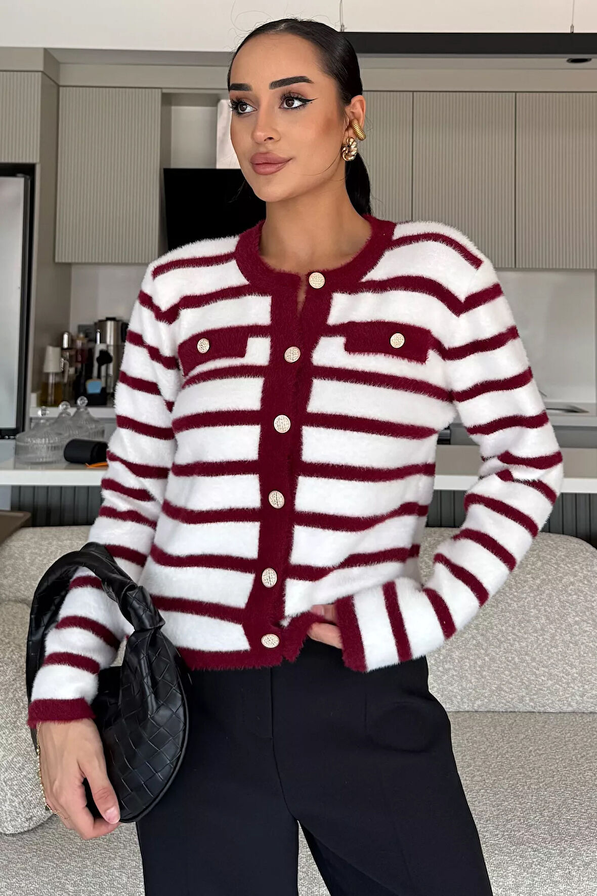 Kadın Çizgi Desenli Gold Düğmeli Yumoş Triko Ceket (s-m-l-xl Beden Uyumludur.)