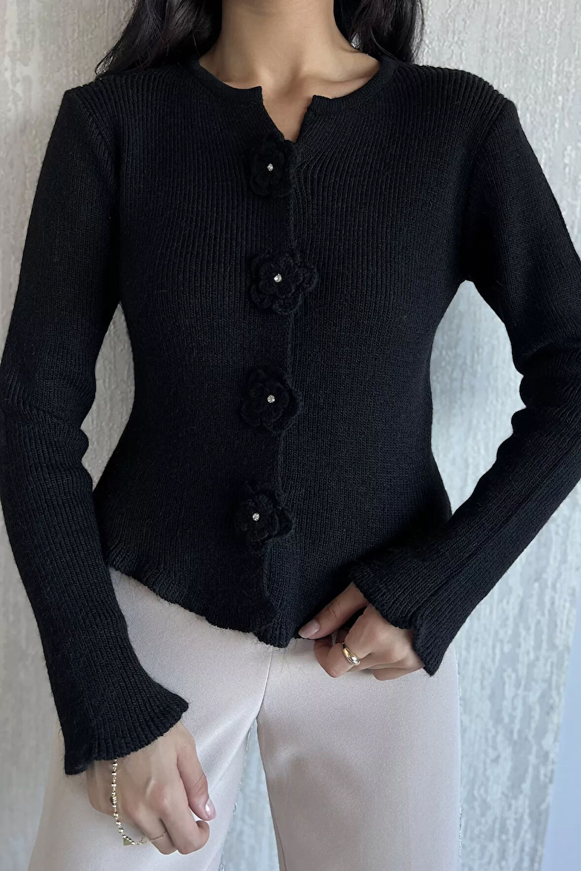 Çiçek Düğme Detaylı Triko Hırka (s,m,l Uyumludur)