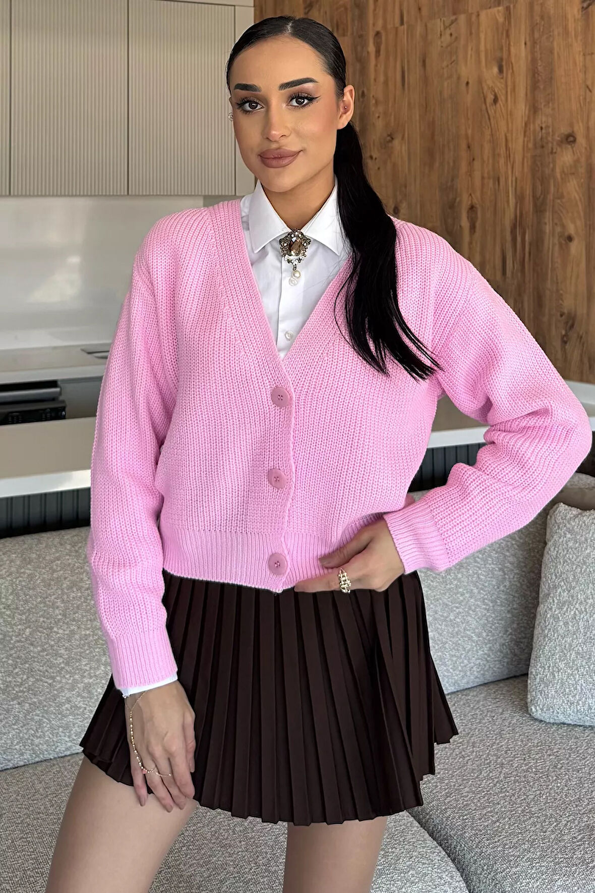 V Yaka Ön Düğmeli Kadın Örme Triko Hırka