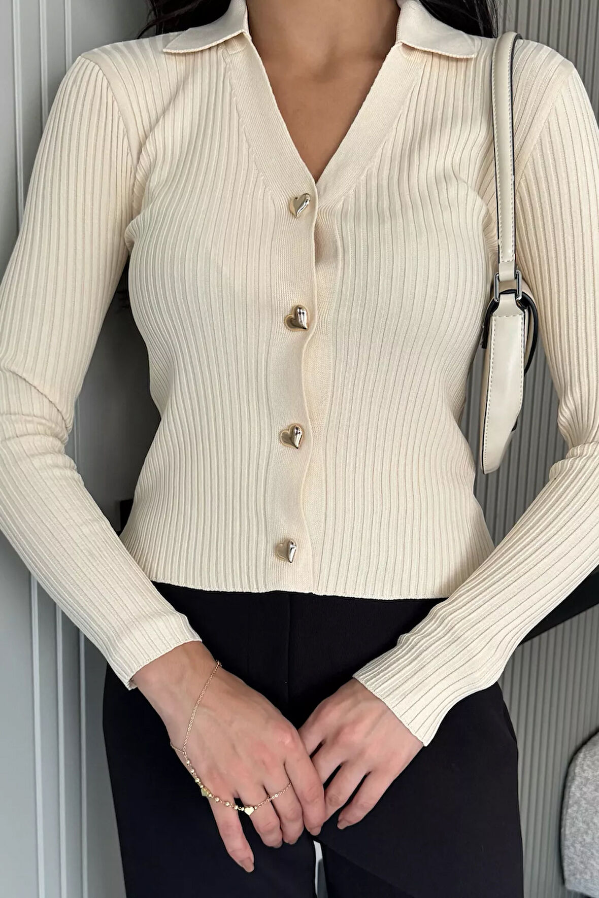 Kadın Polo Yaka Gold Düğmeli Triko Hırka (s-m-l Beden Uyumludur.)