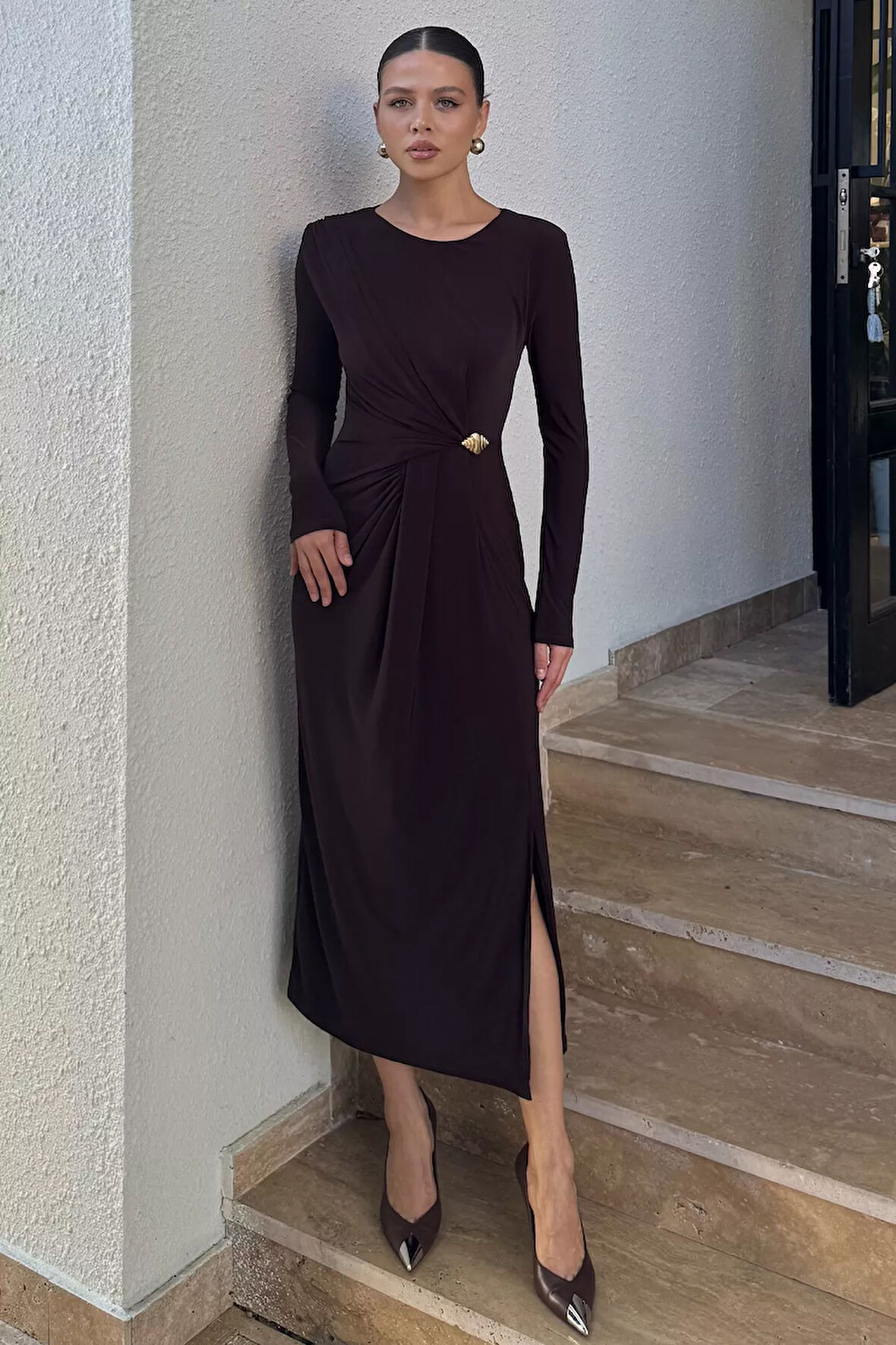 Bel Büzgülü Tokalı Kadın Elbise