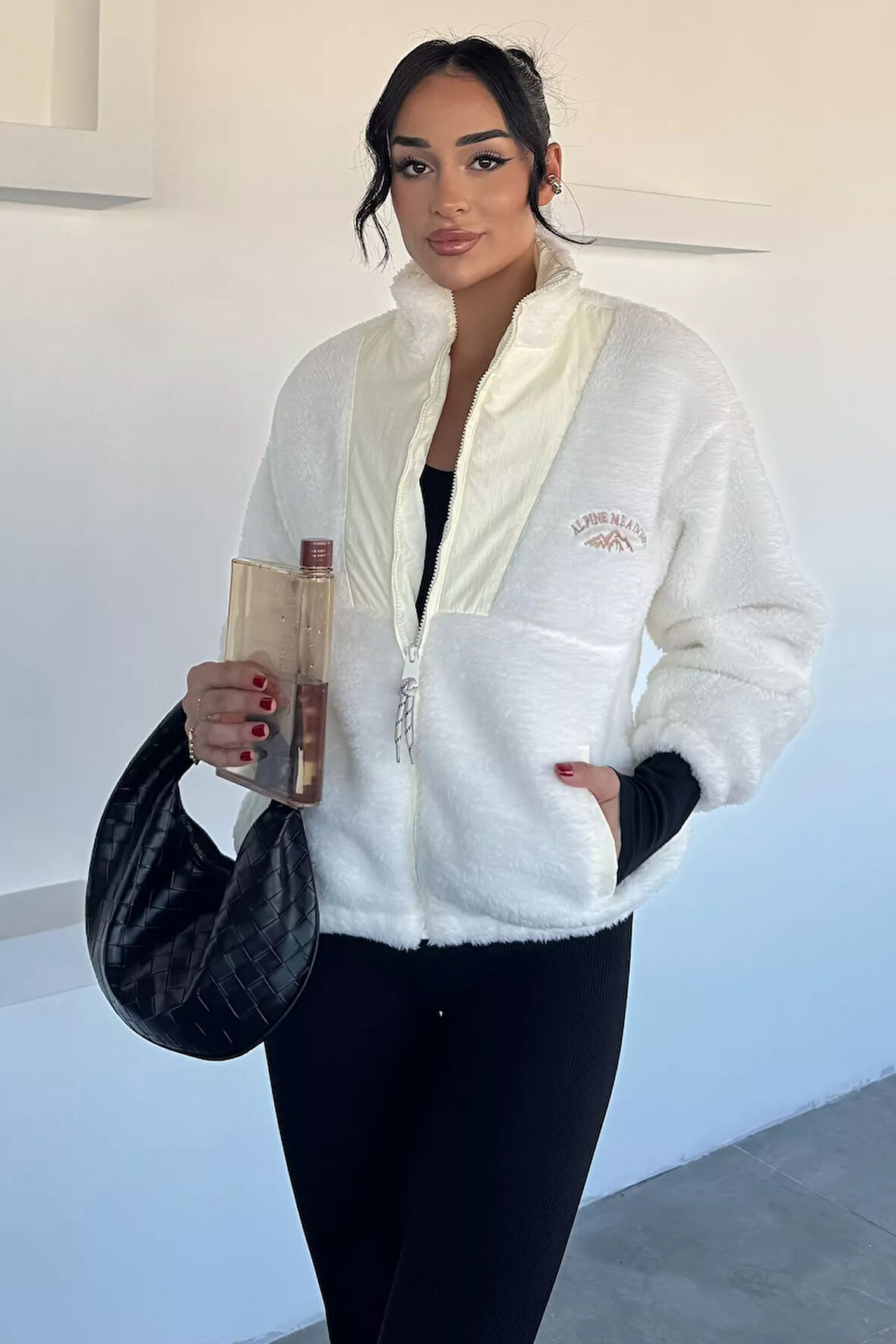 Kadın Renk Garnili Astarlı Peluş Mont