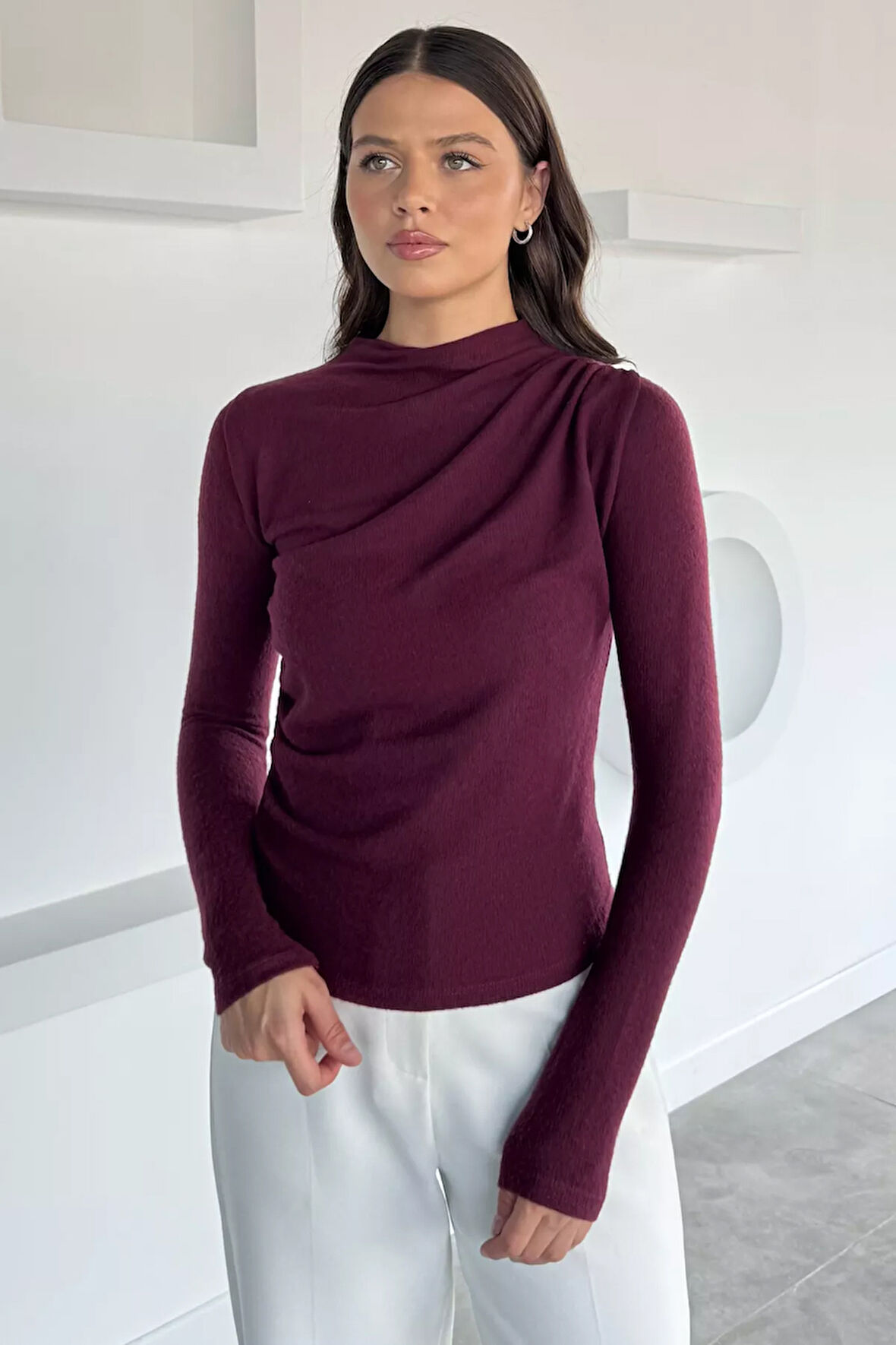 Kadın Omuz Ve Yan Büzgülü Bluz