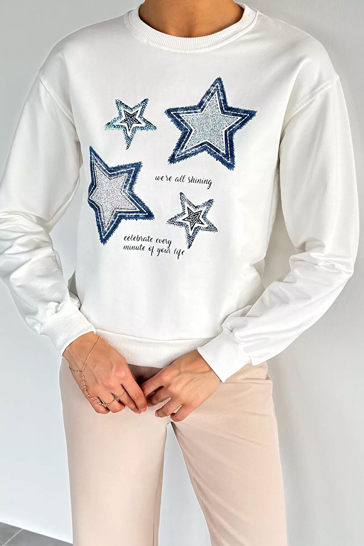 Kadın Bisiklet Yaka Baskılı Taş İşlemeli Sweatshirt