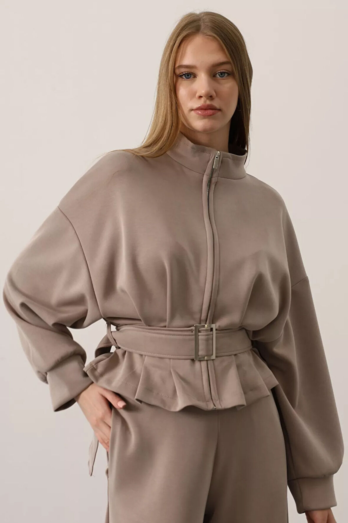 Kadın Fermuar Detaylı Ön Bağlamalı Ceket