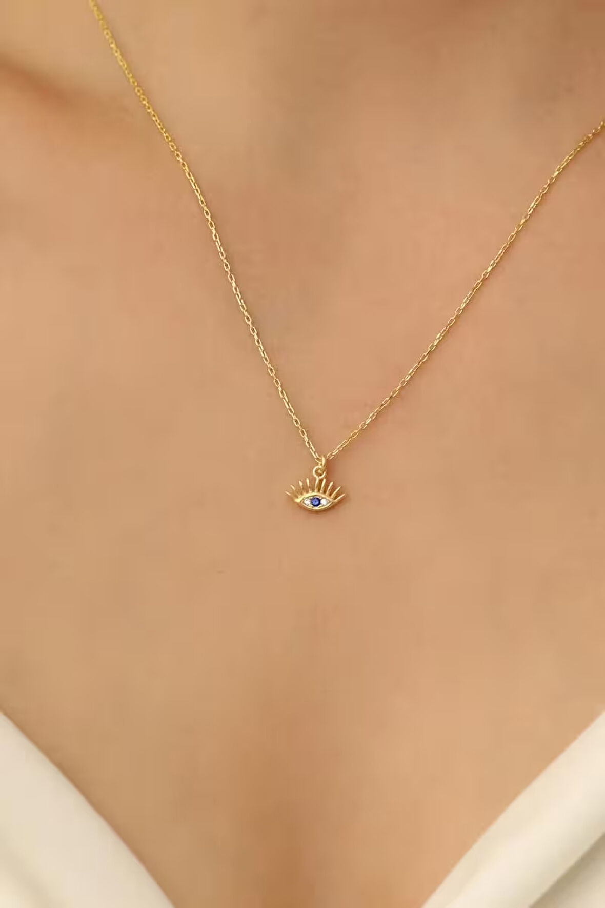 925 Ayar Gümüş Oval Göz Nazarlı Kolye