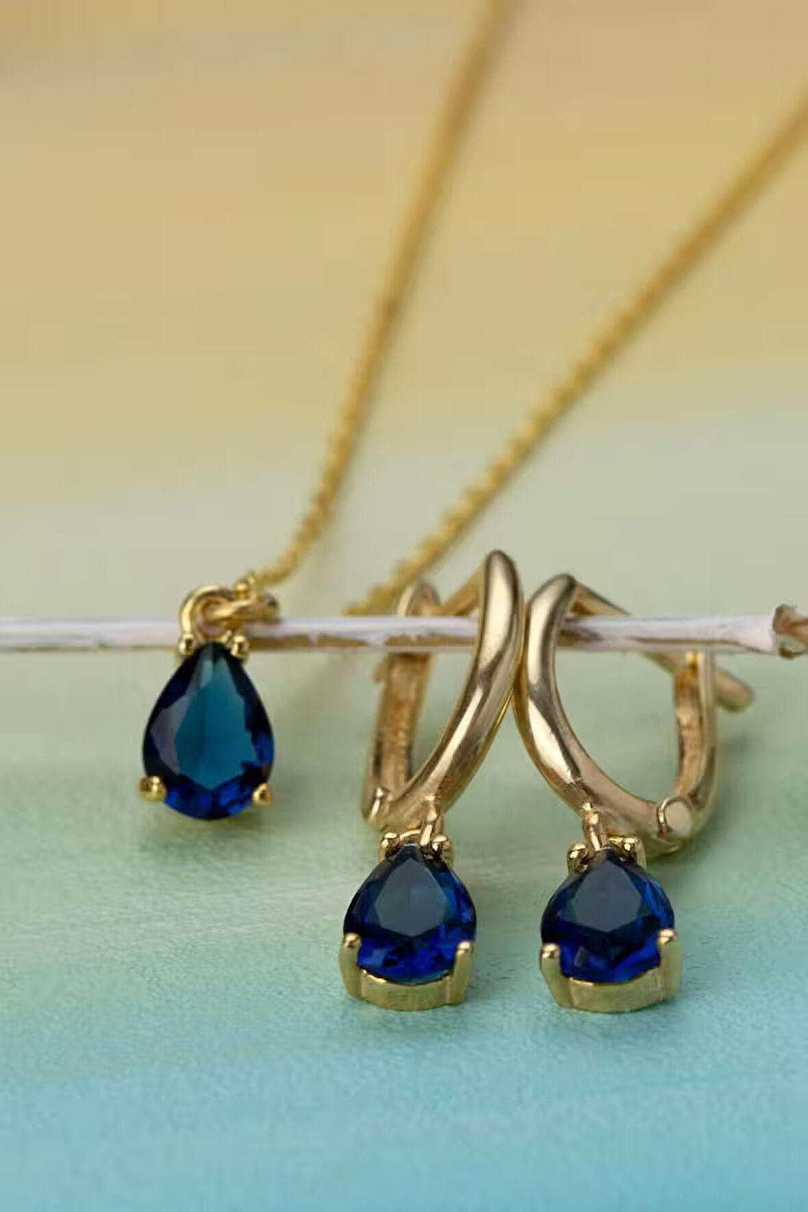 925 Ayar Gümüş Lacivert Taşlı Kolye-Küpe Takı Seti