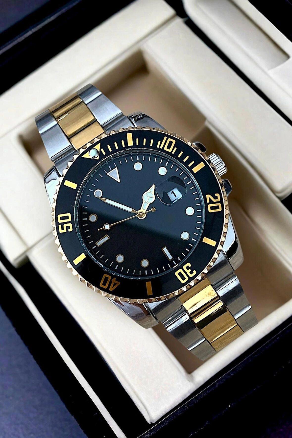 Limited Edition Altın/Gümüş Takvimli Erkek Kol Saati