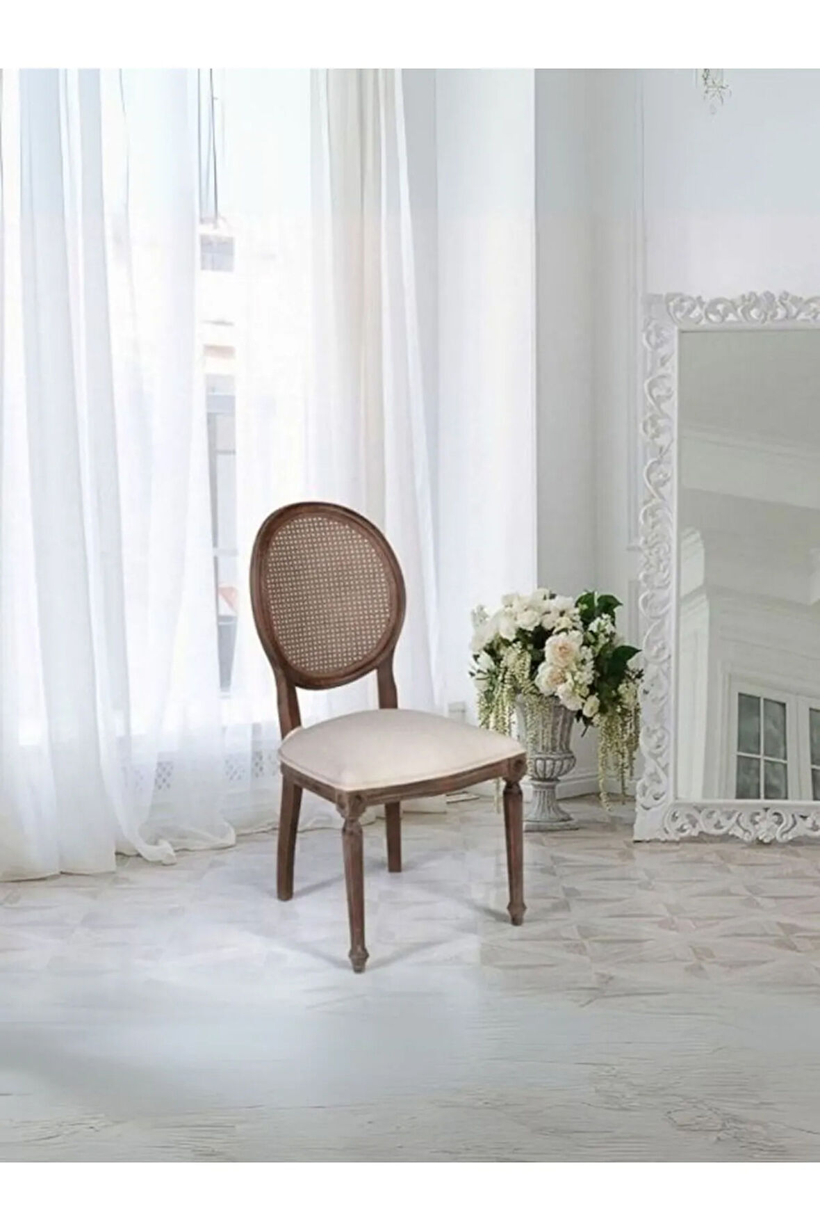 Madalyon Hazeranlı Ahşap Klasik Sandalye