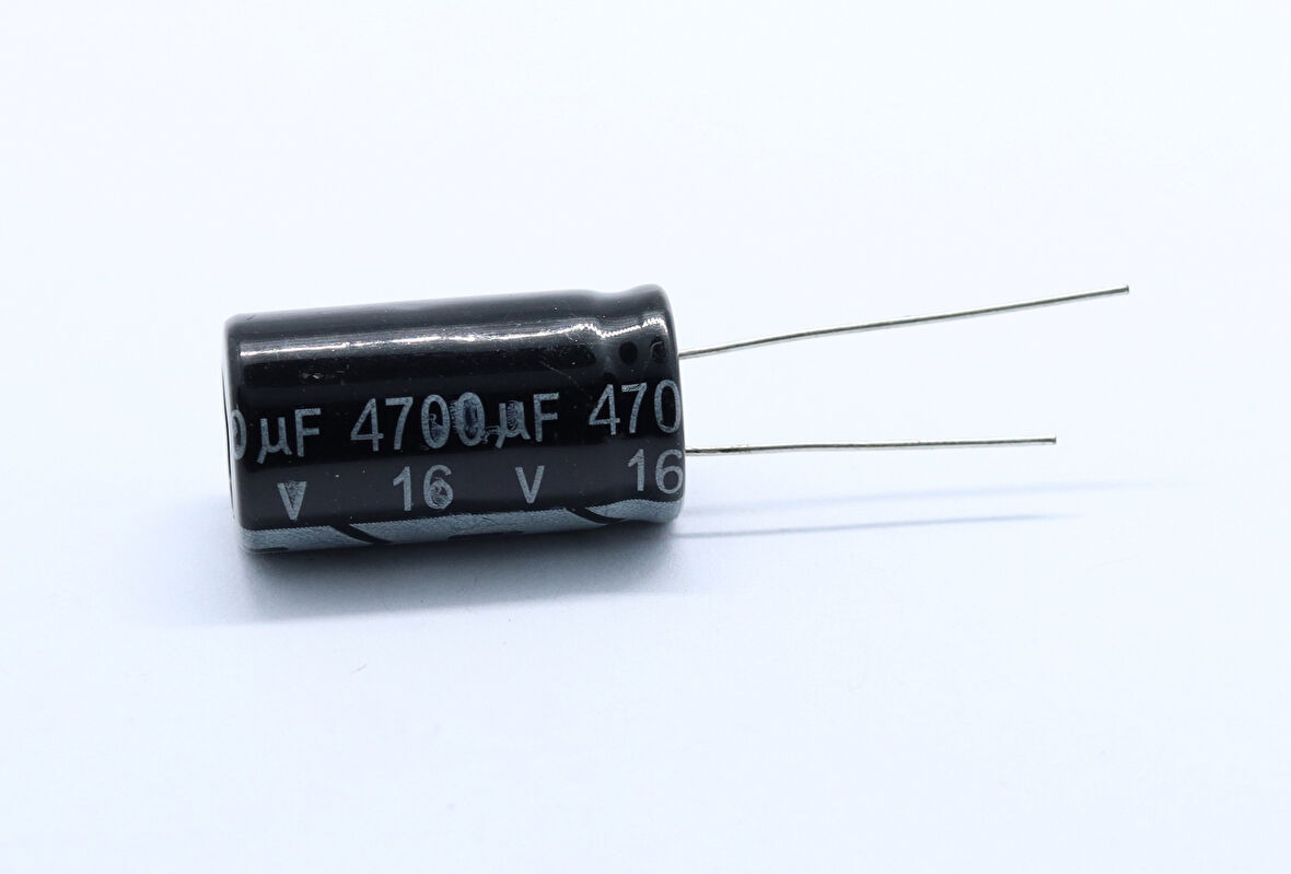 16V 4700Uf Elektrolitik Kondansatör