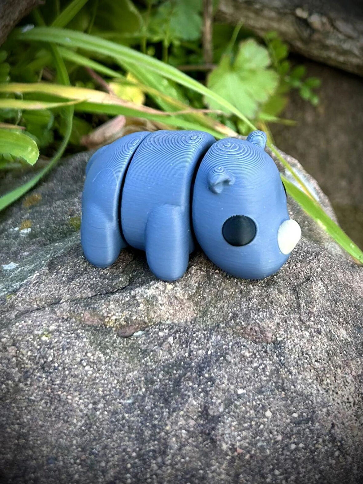 Gergedan Oyuncak - Asil Koruyucusu! 🦏🌿✨ 3D Hareketli Organik Model - Orta Boy