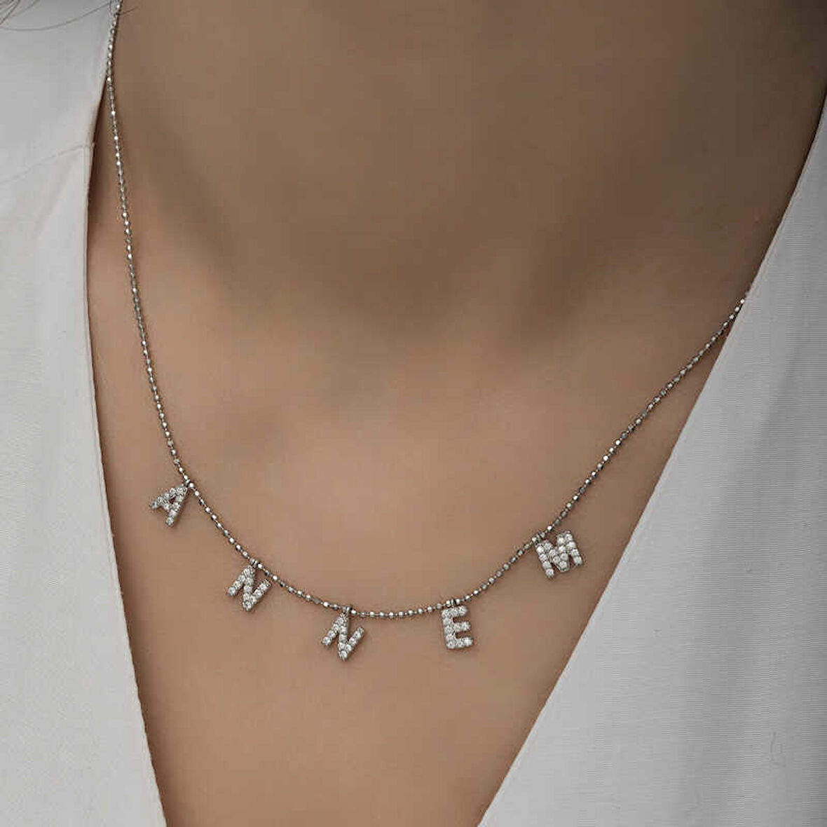 ​Gümüş Annem Yazılı Kadın Kolye