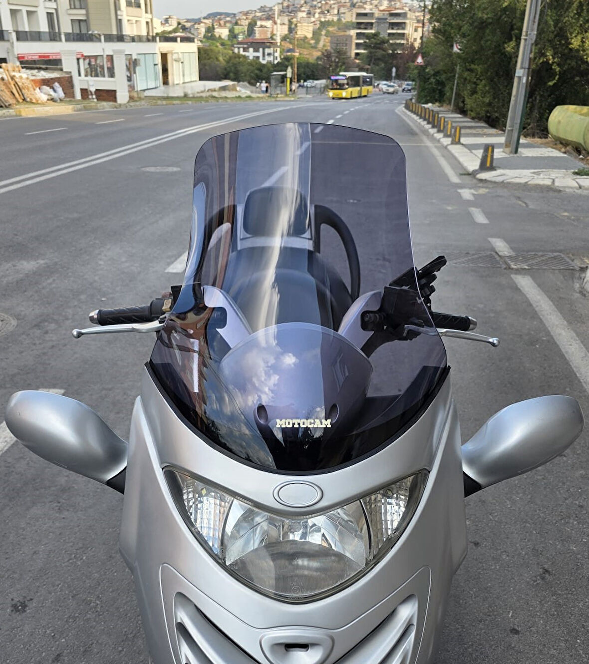 MOTOCAM Kymco Grand Dink Siperlik Ön Cam 2002-2008 Model 47cm Füme Renkli 4mm