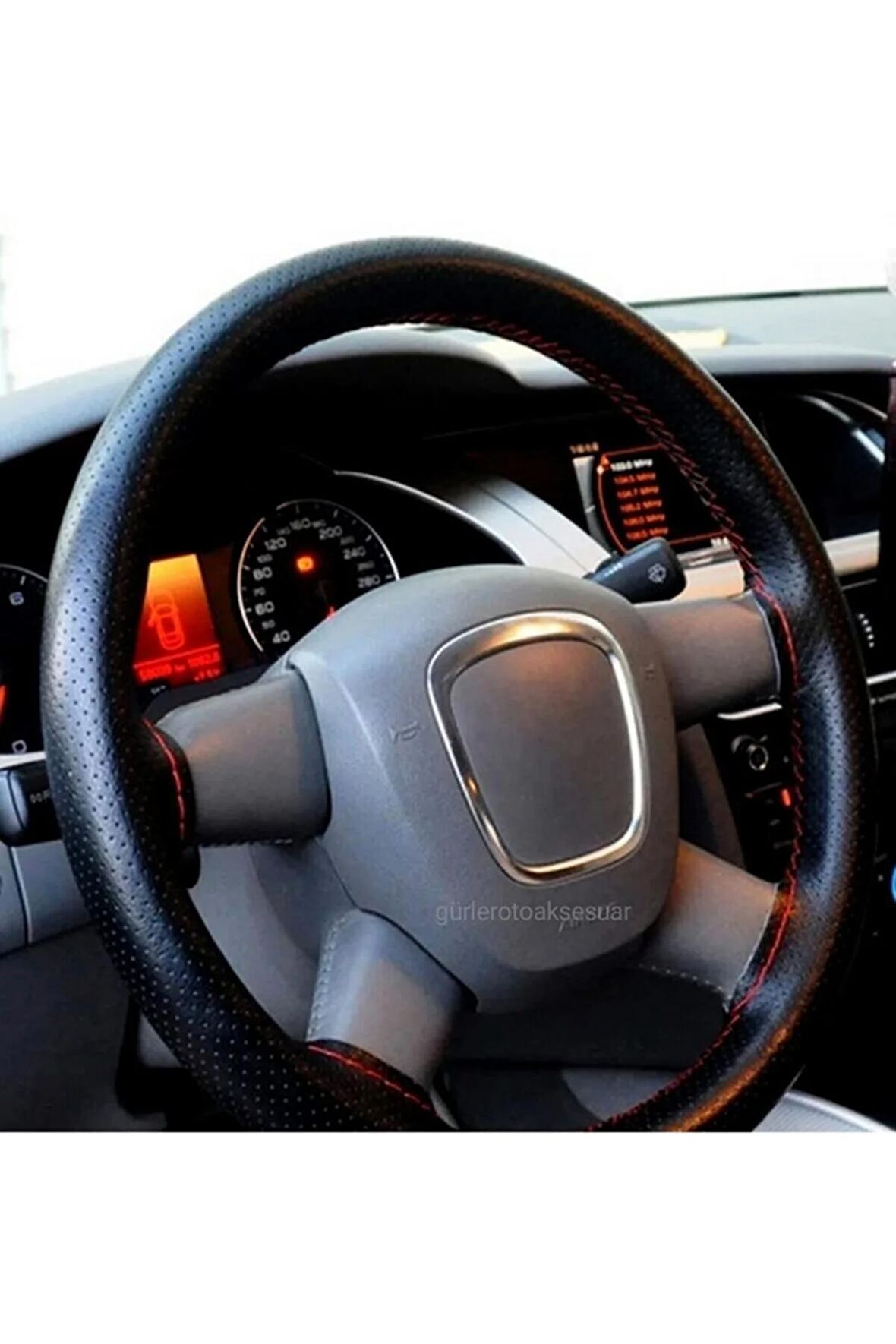 Audi A4 Uyumlu Direksiyon Kılıfı Delikli Dikmeli 38×11cm