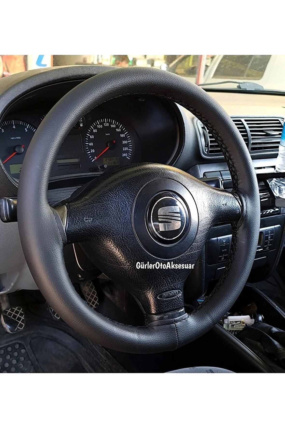 Seat Toledo Uyumlu Dikmeli Deri Direksiyon Kılıfı Soft Siyah Esnek Kokusuz A+plus ( 38cm×10.5cm )