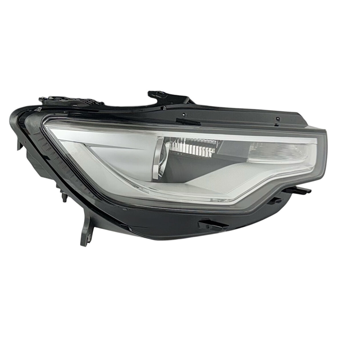 Audi A6 Far Sağ  (Beyinler Üstünde) ,4GD941032-AFS