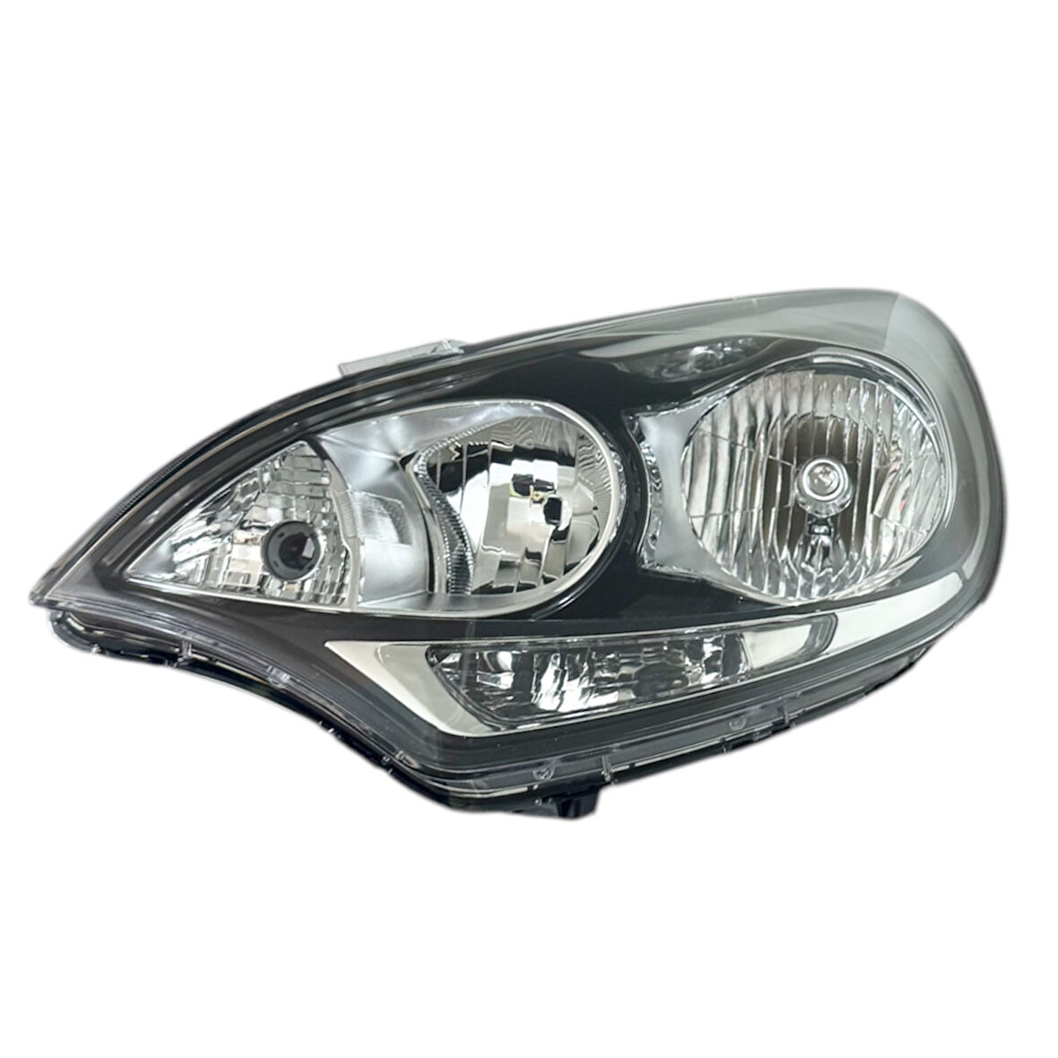 Kia Rio Far H.b Sol  (Manuel) ,92101-1W200